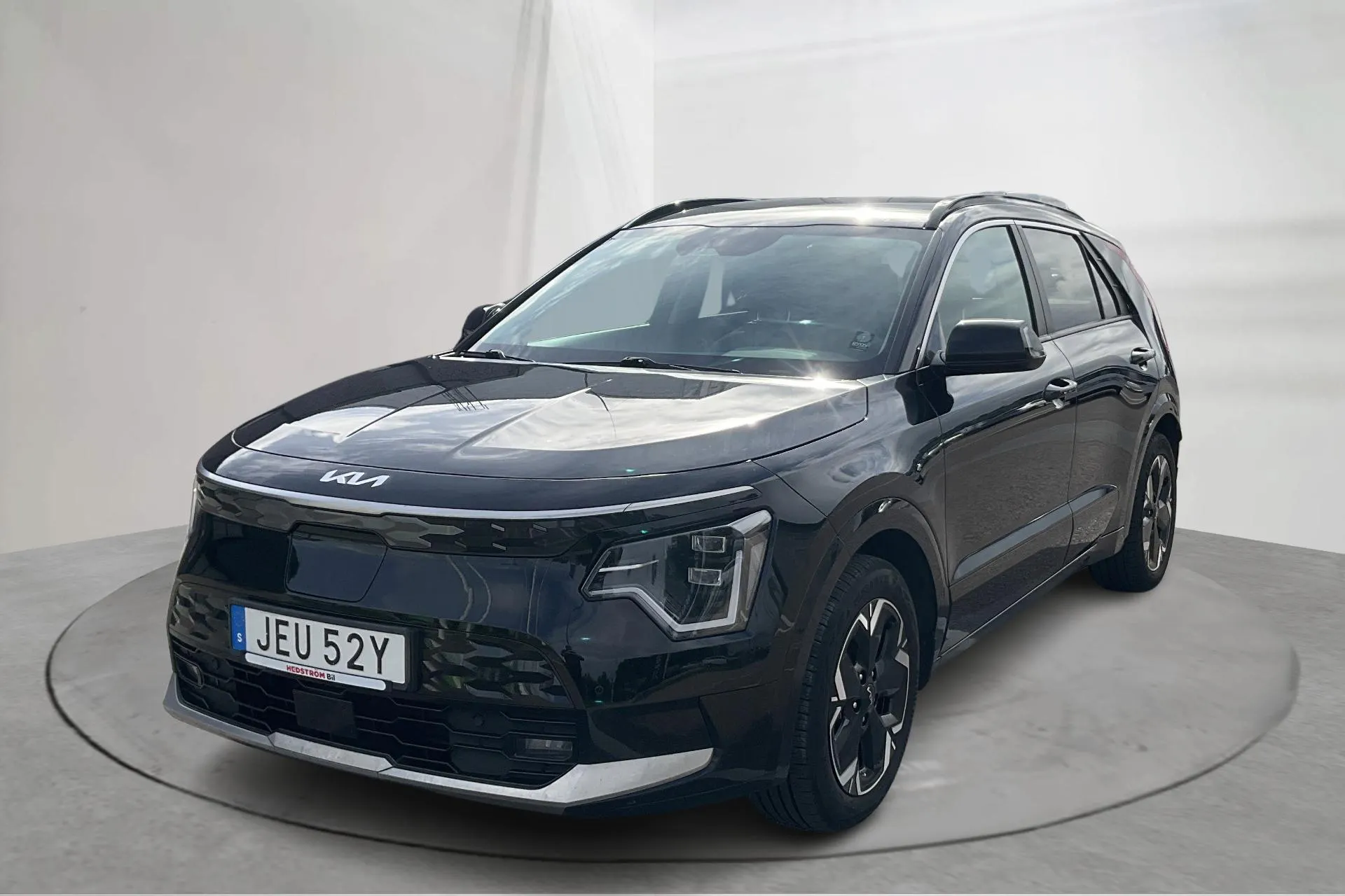 Presentationsfoto 1 av 19: KIA Niro EV 65kWh (204hk) - 12 866 mil - Automat - svart - 2023