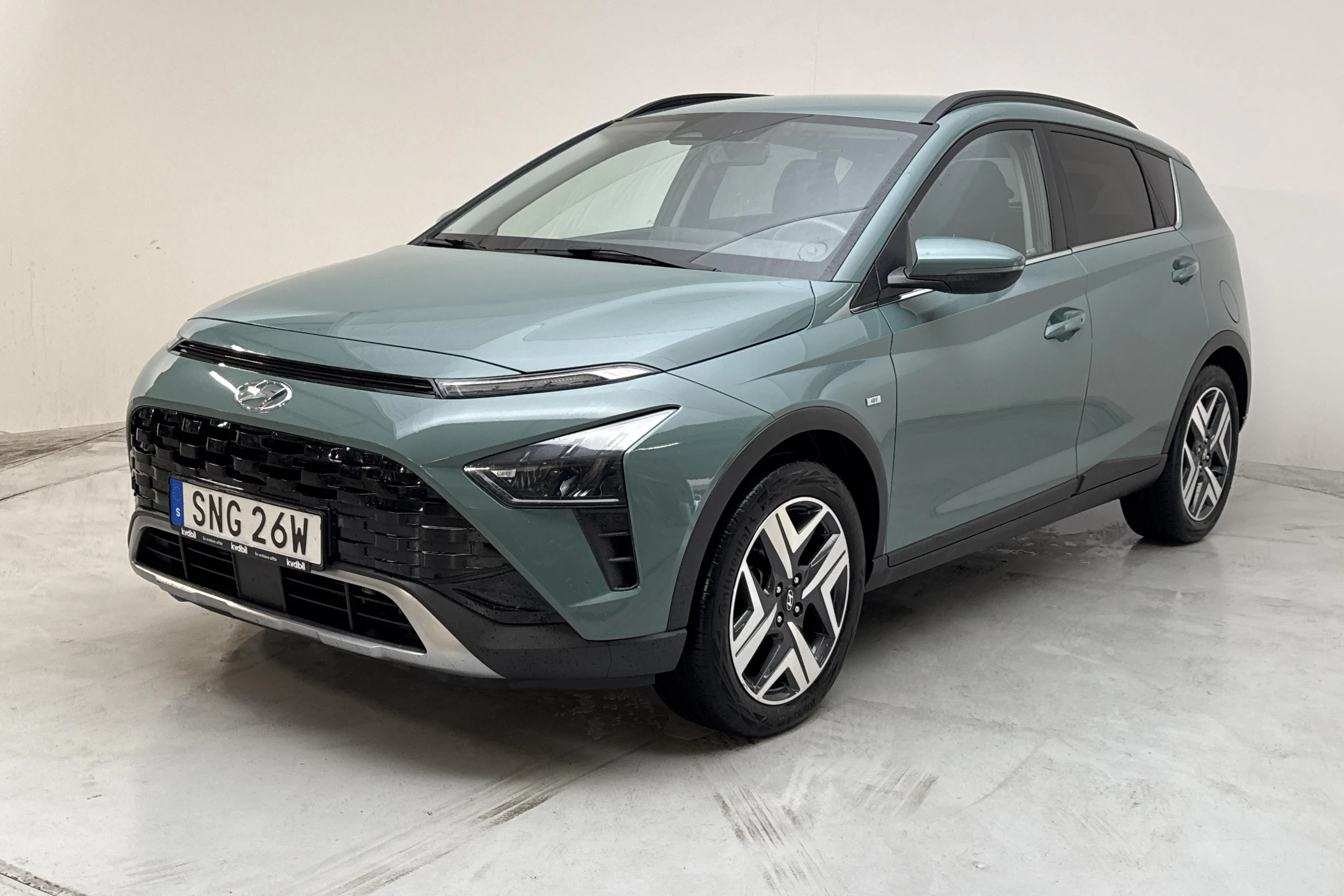 Presentation photo 1 of 13: Hyundai Bayon 1.0 T-GDi (100hk) - 58 790 km - Automatic - green - 2022