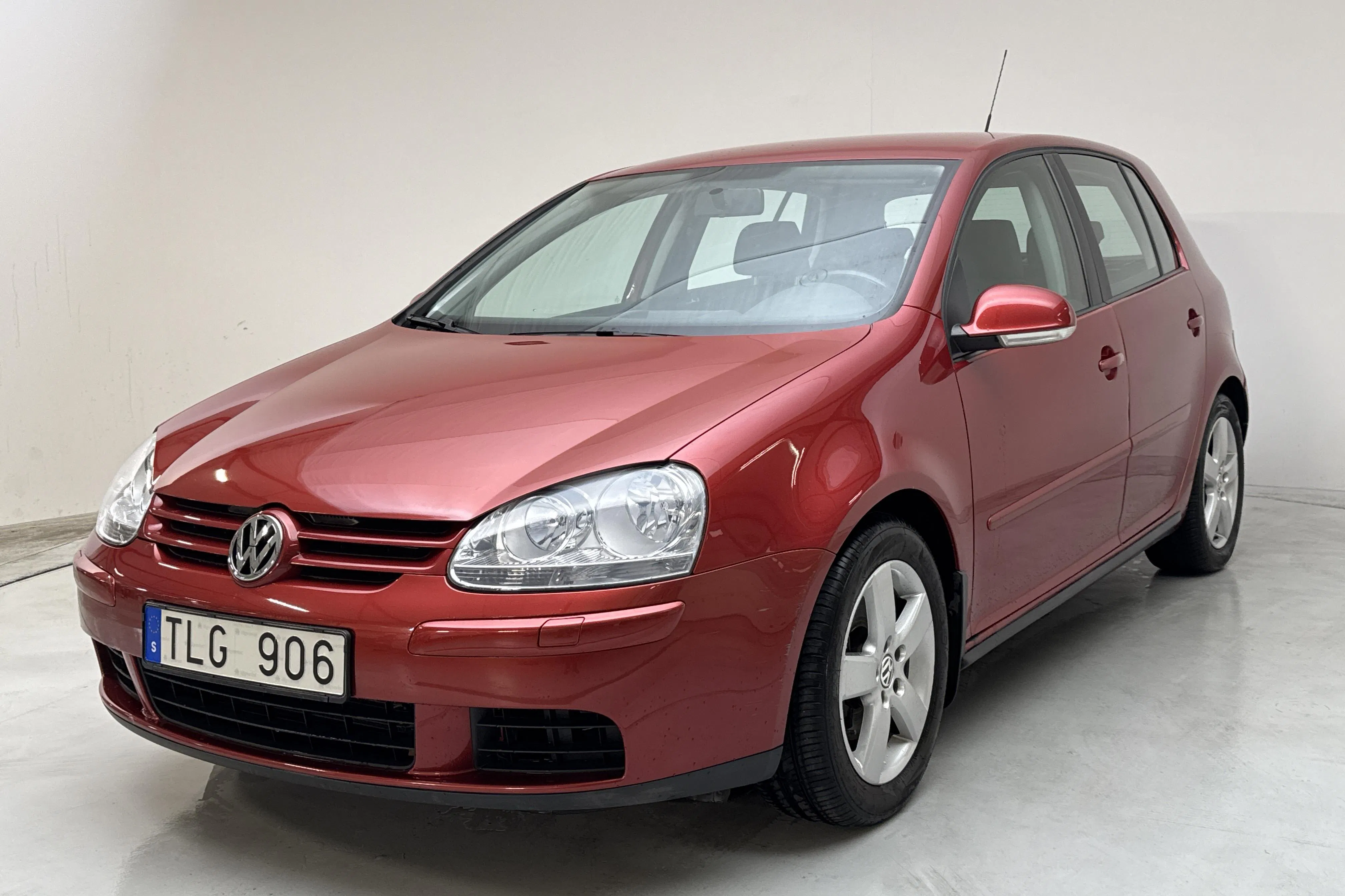 Presentation photo 1 of 11: VW Golf A5 1.4 TSI 5dr (140hk) - 114 770 km - Manual - red - 2007