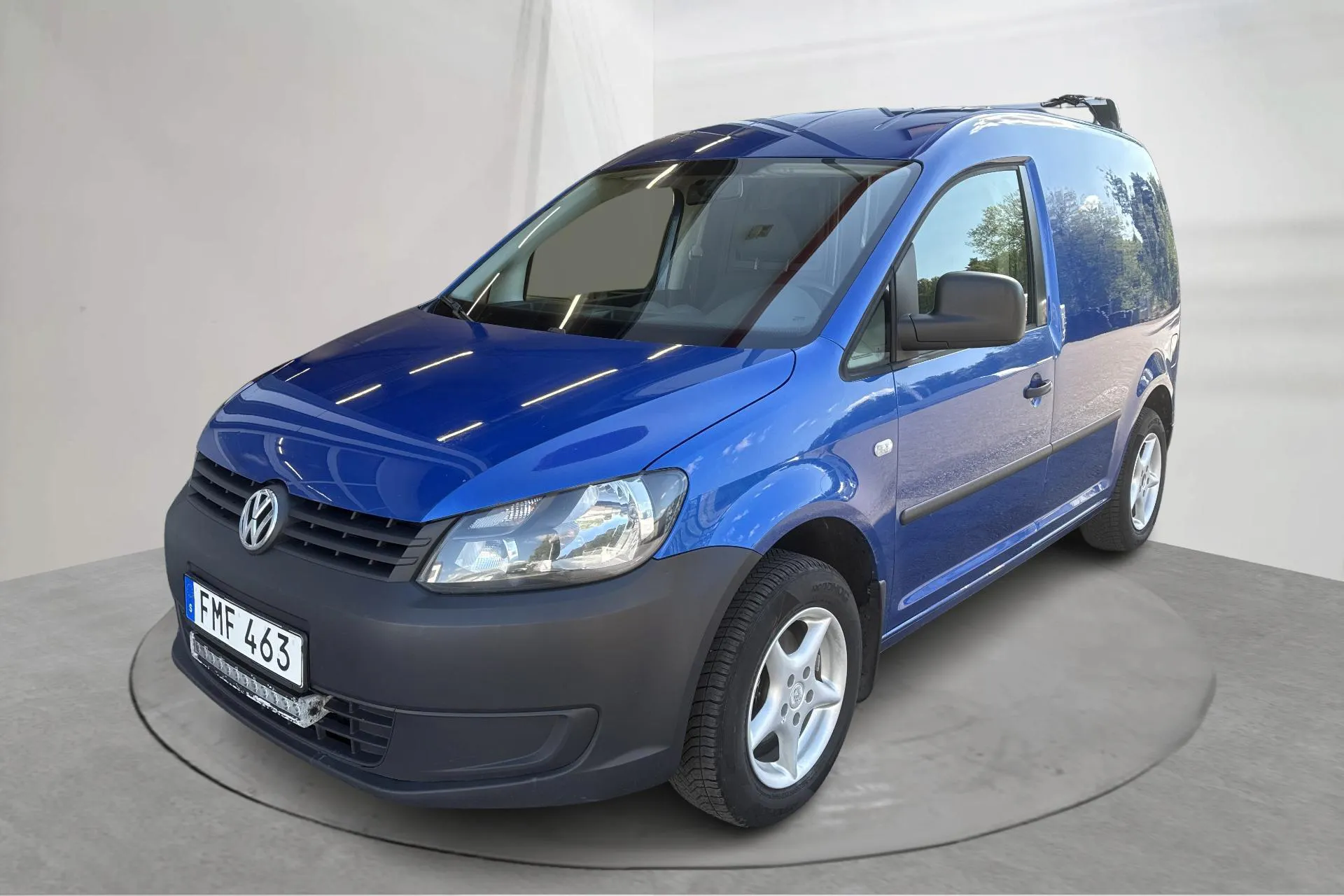 Presentation photo 1 of 16: VW Caddy 1.6 TDI Skåp (102hk) - 181 880 km - Manual - blue - 2015