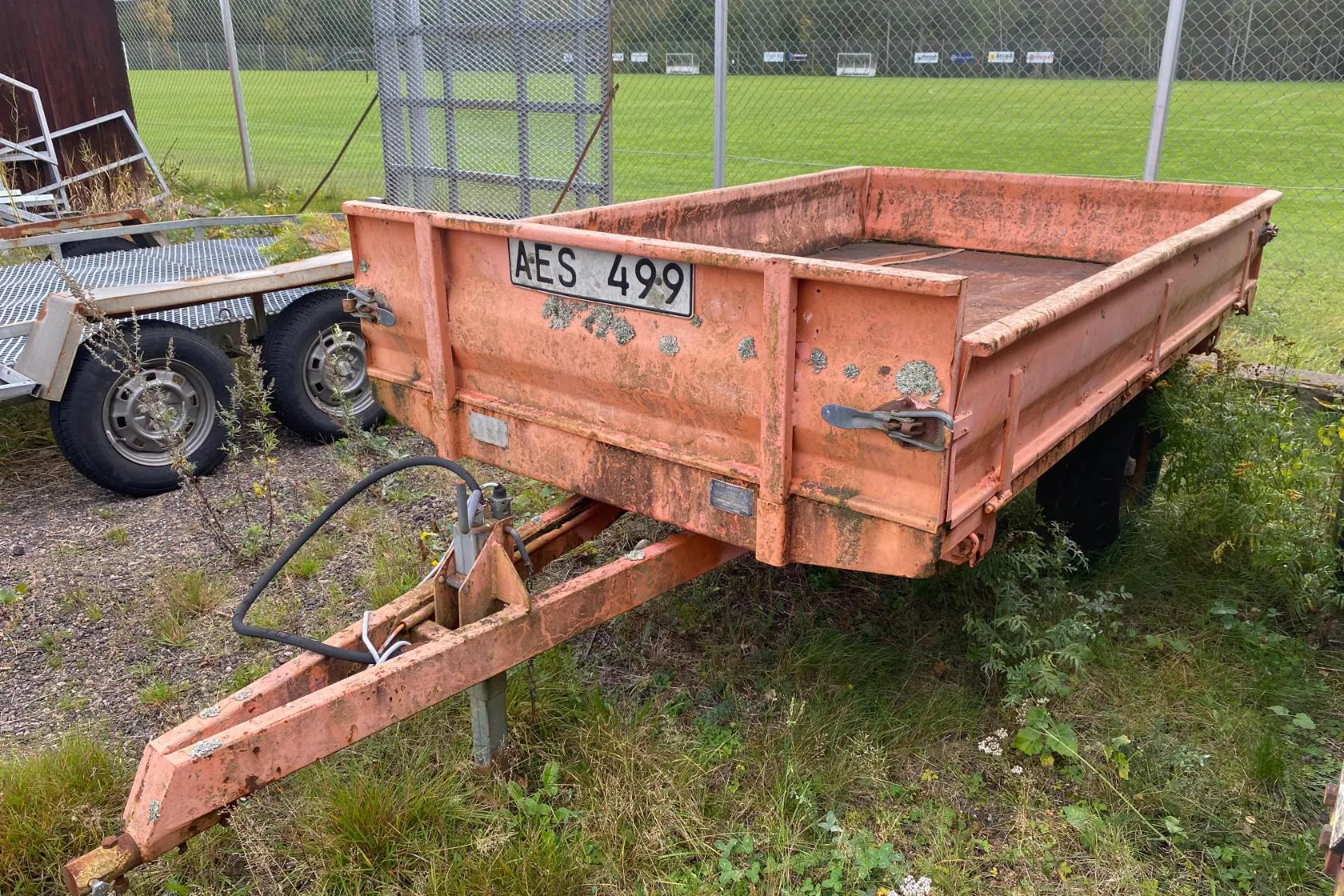 Presentation photo 1 of 14: SIRINGE TYP 2000/T 3 - 0 km - light red - 1981