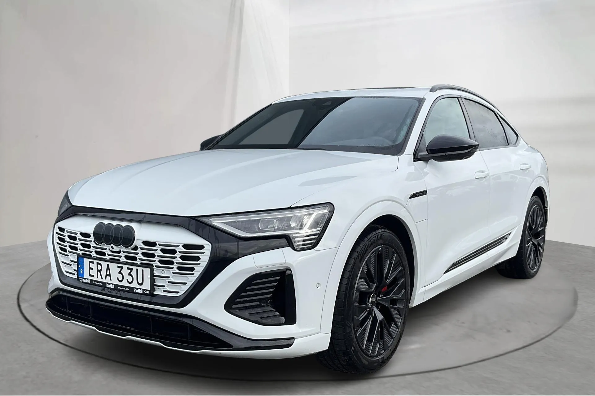 Presentation photo 1 of 20: Audi Q8 Sportback 55 e-tron quattro (408hk) - 48 810 km - Automatic - white - 2024