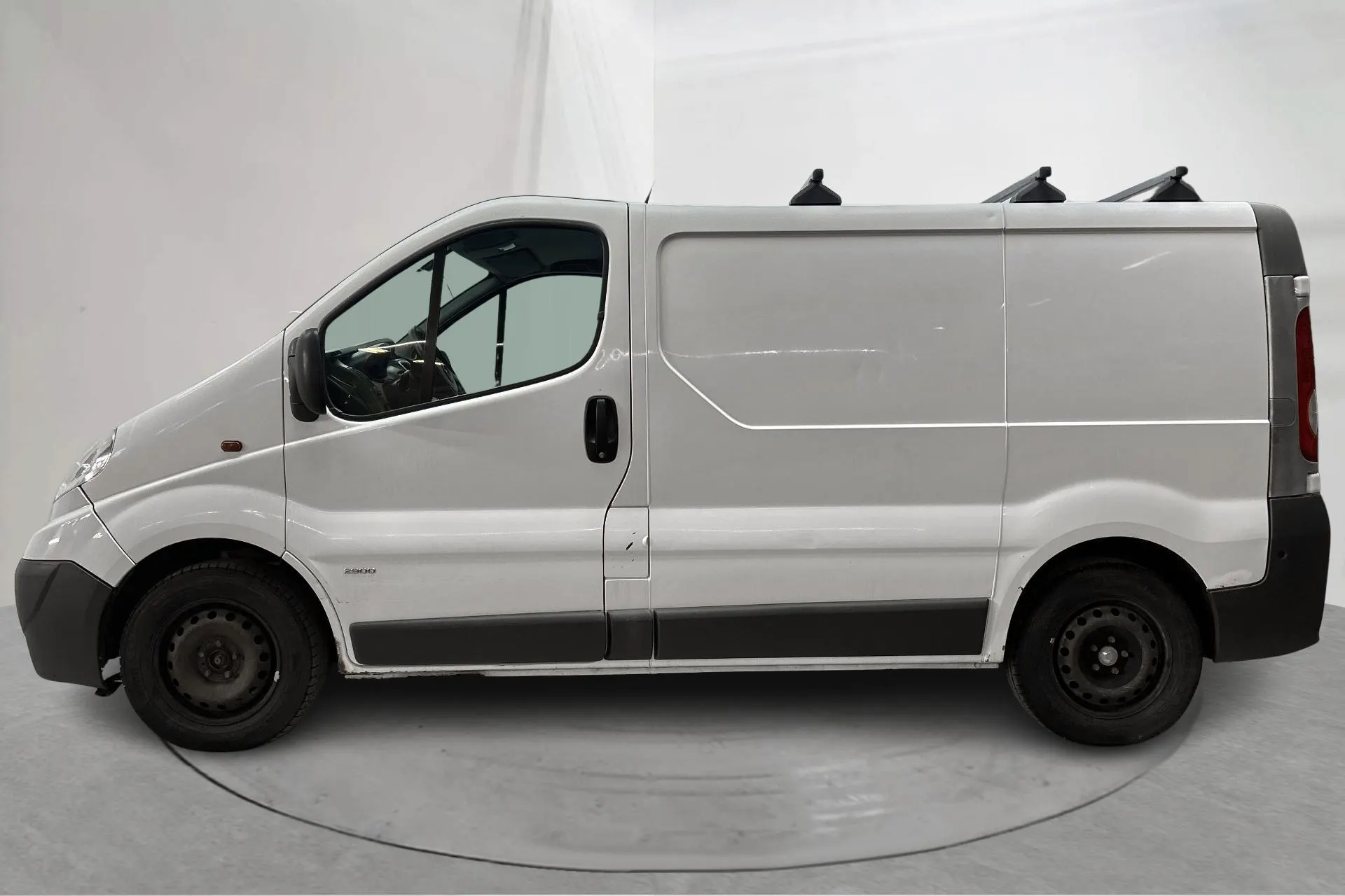 Presentation photo 2 of 12: Opel Vivaro 2.0 CDTI (90hk) - 193 960 km - Manual - white - 2011