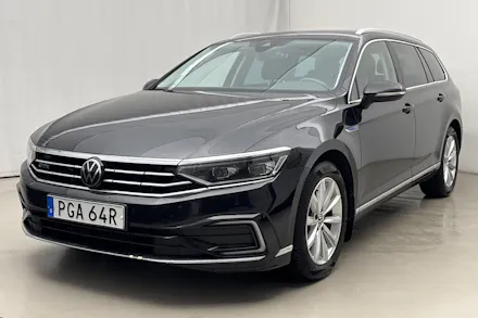 Volkswagen Passat 2023 — авто из Европы под ключ