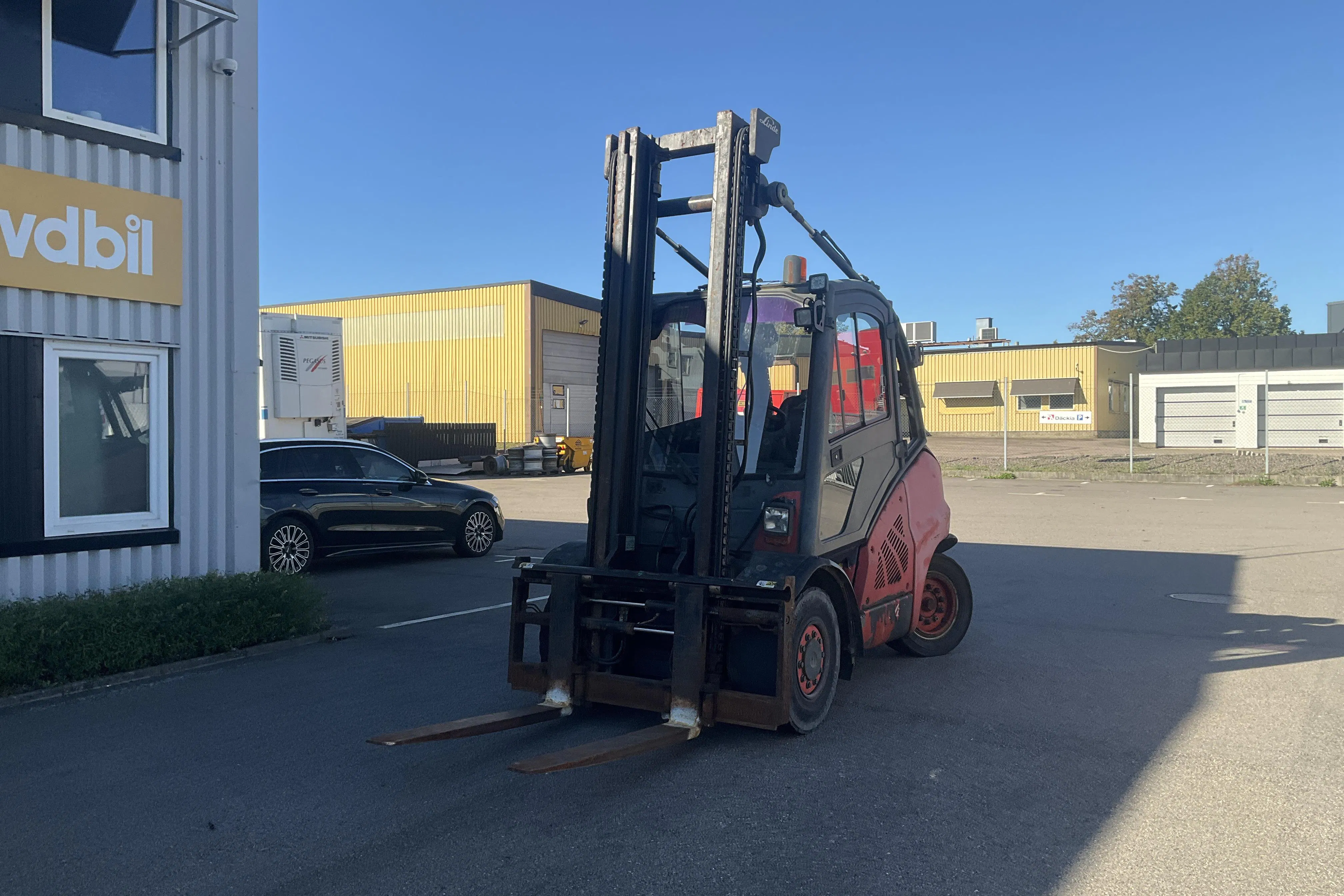 Presentationsfoto 2 av 24: Linde Motviktstruck - 