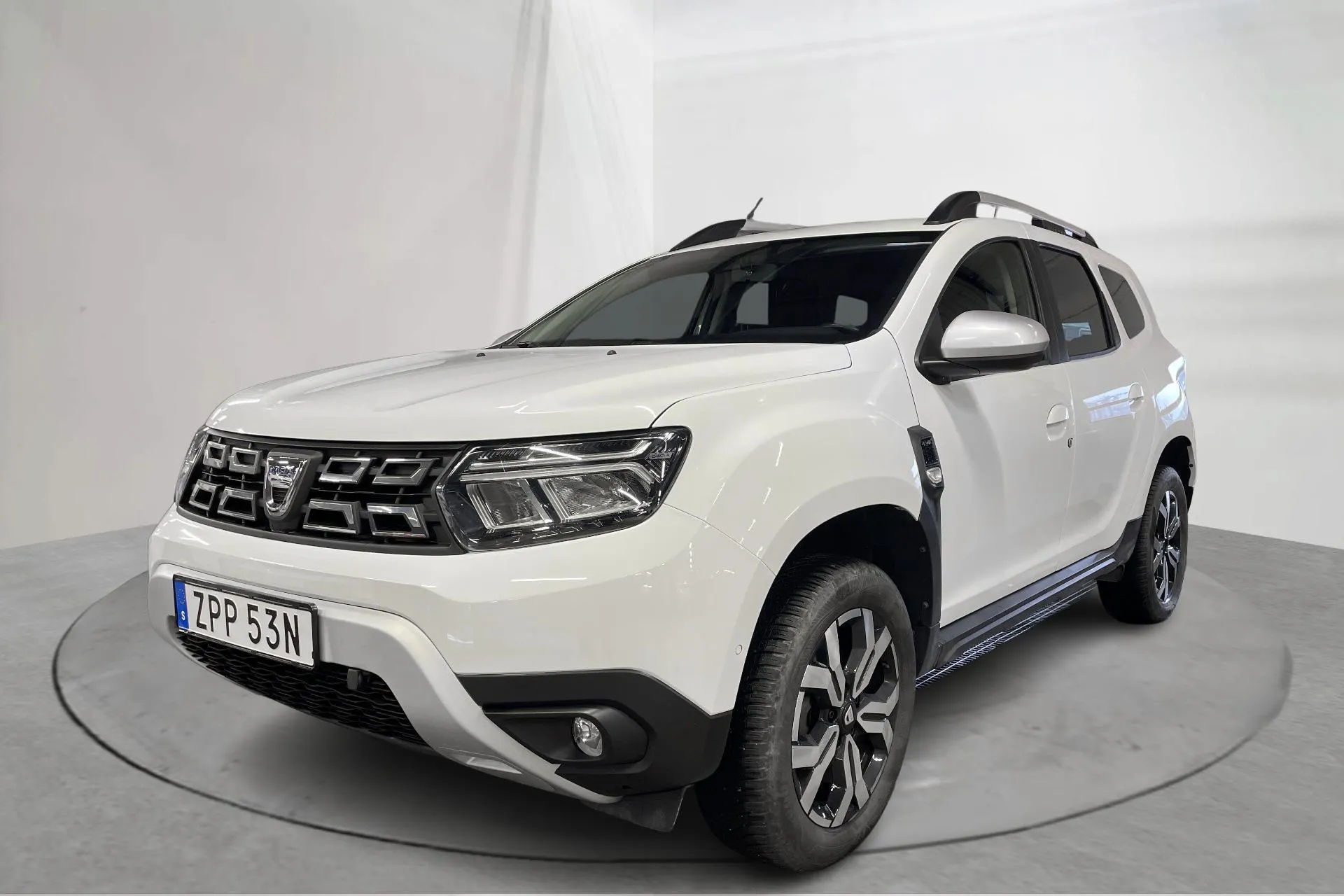 Presentation photo 1 of 19: Dacia Duster 1.5 dCi 4x4 (115hk) - 63 020 km - Manual - white - 2023