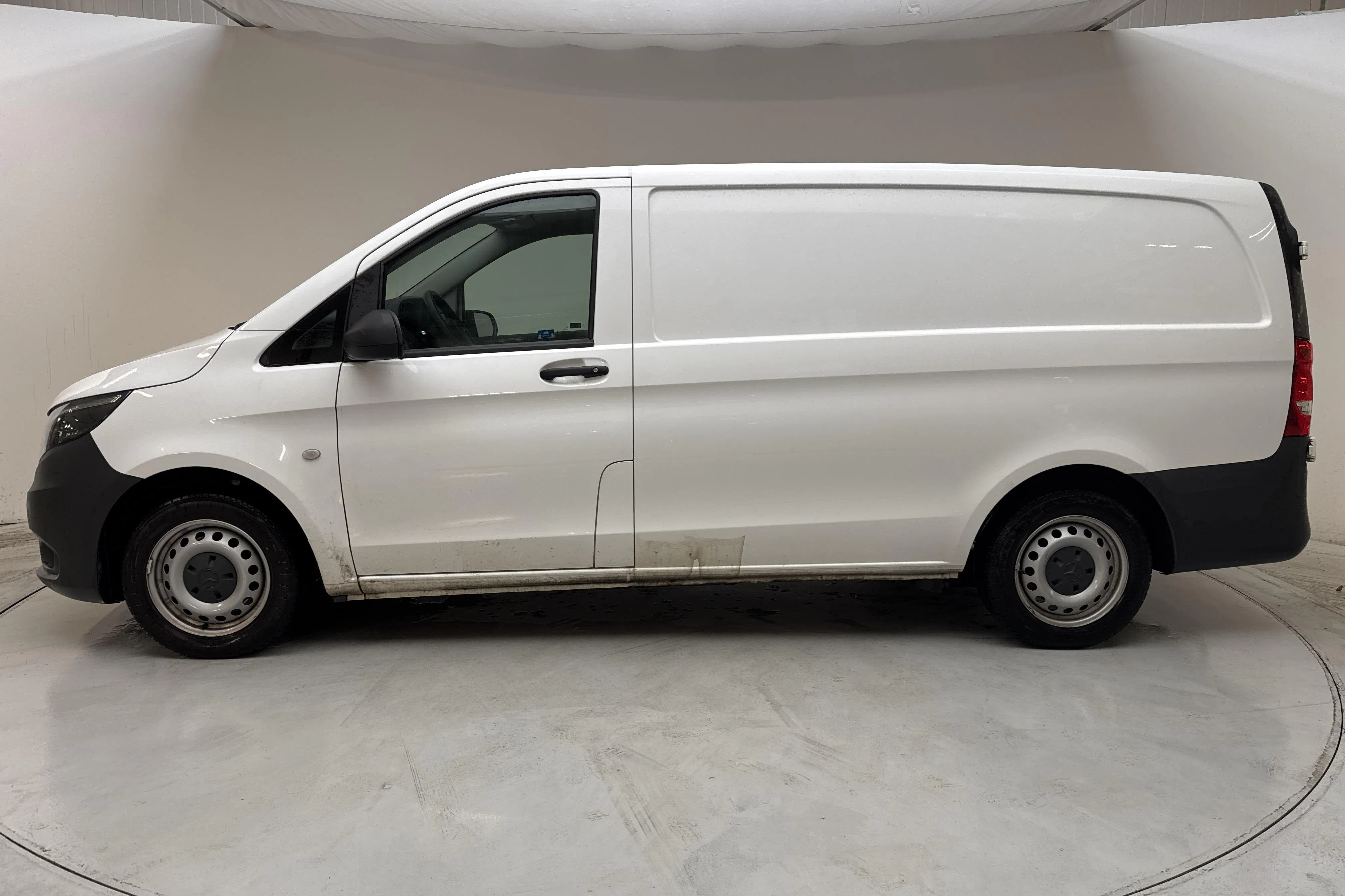 Presentation photo 2 of 12: Mercedes Vito 111 CDI W640 (114hk) - 143 890 km - Manual - white - 2018