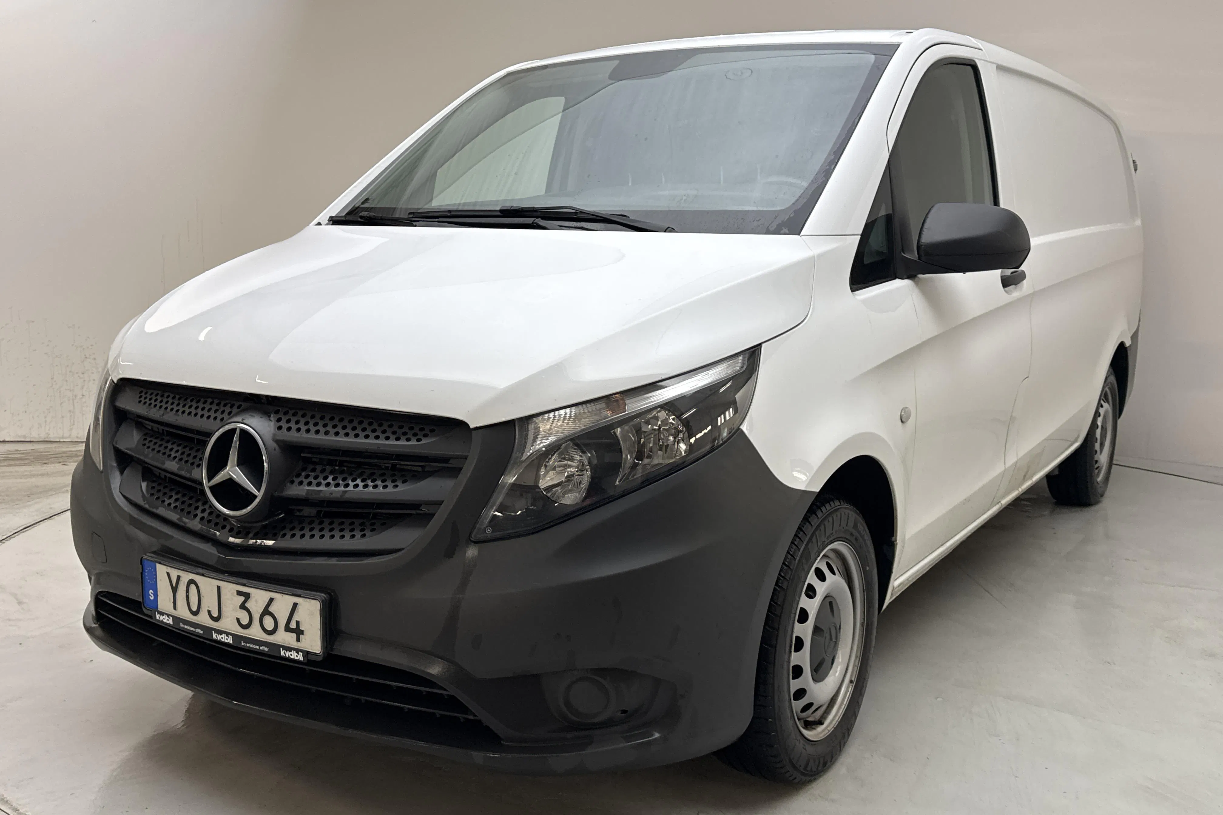 Presentation photo 1 of 12: Mercedes Vito 111 CDI W640 (114hk) - 143 890 km - Manual - white - 2018