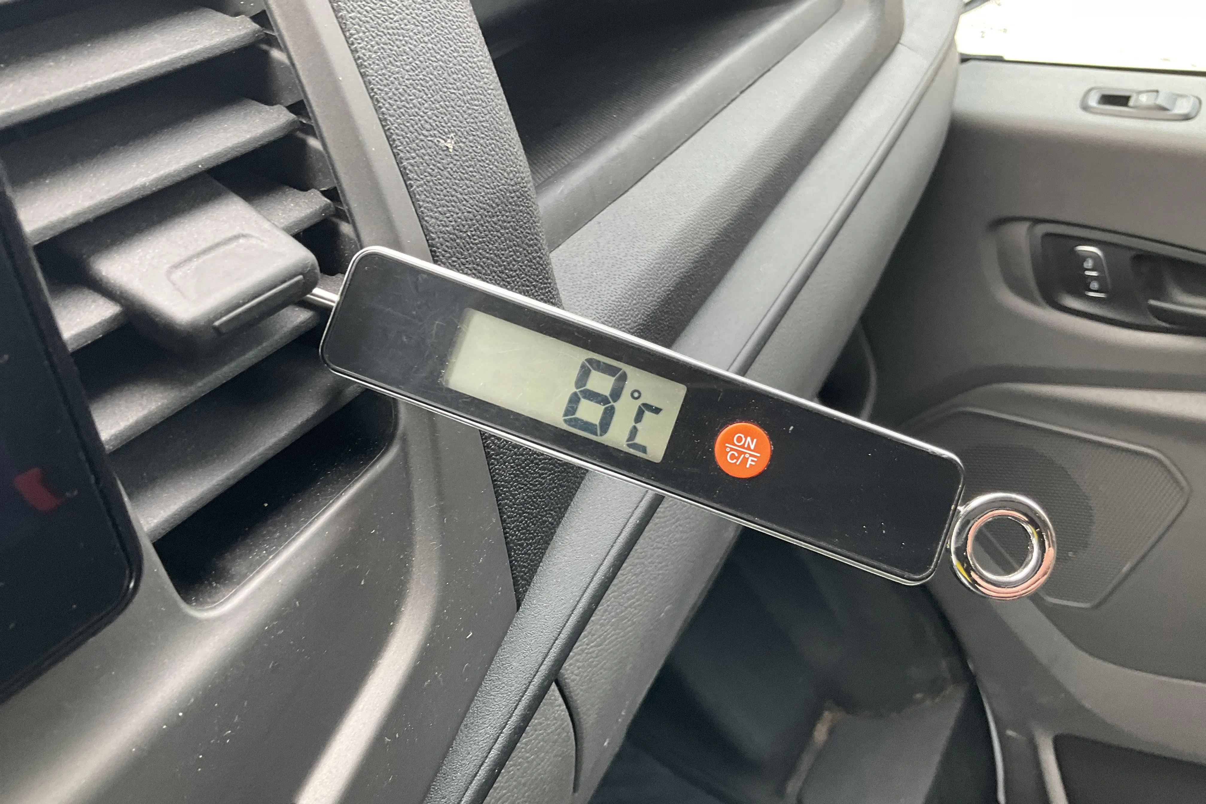 Presentationsfoto 16 av 16: Ford e-Transit 350 RWD 68kWh Skåp (184hk) - 10 704 mil - Automat - vit - 2022