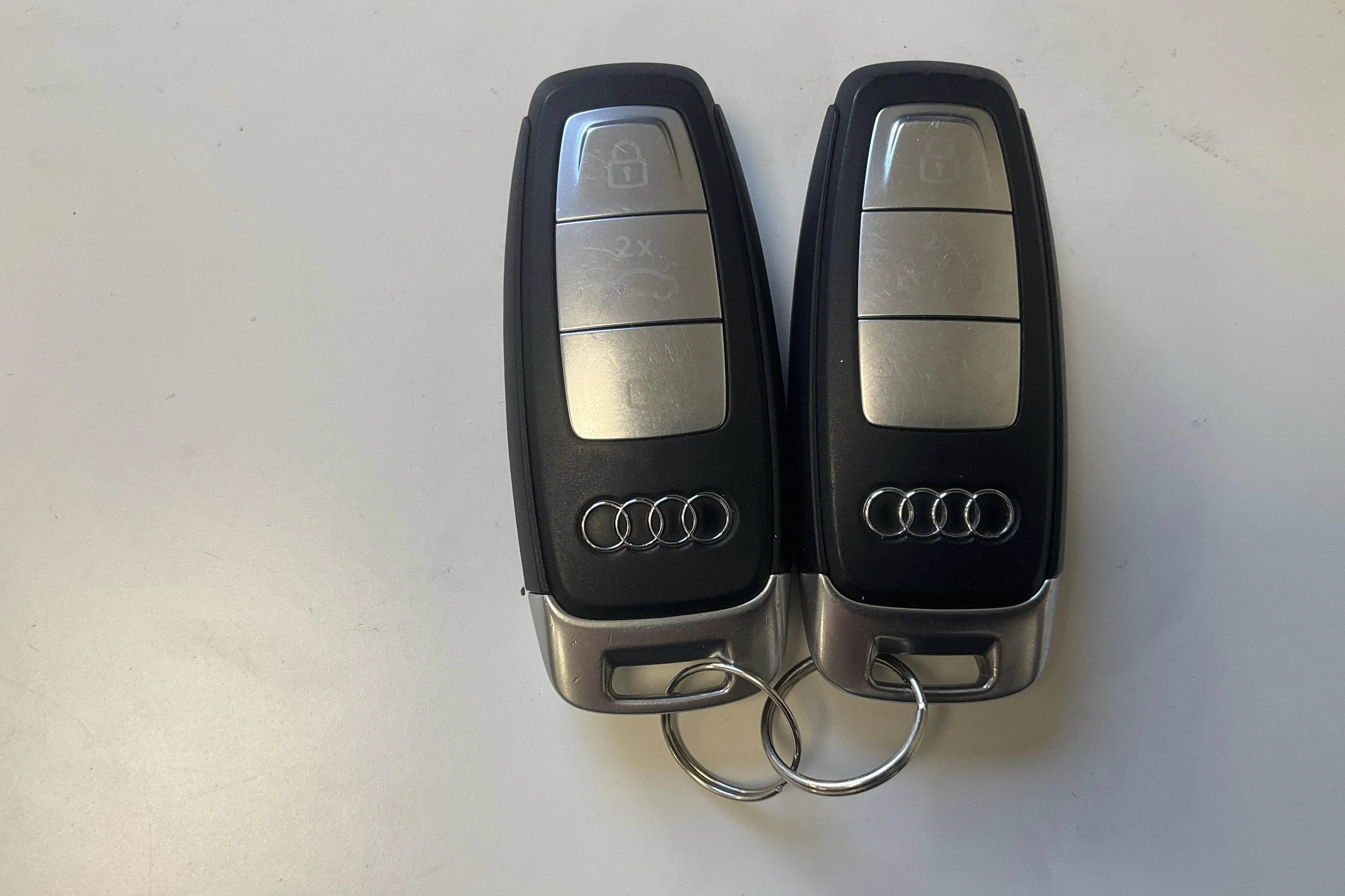 Presentationsfoto 16 av 16: Audi Q4 50 e-tron quattro 77kWh (299hk) - 11 425 mil - Automat - grå - 2024