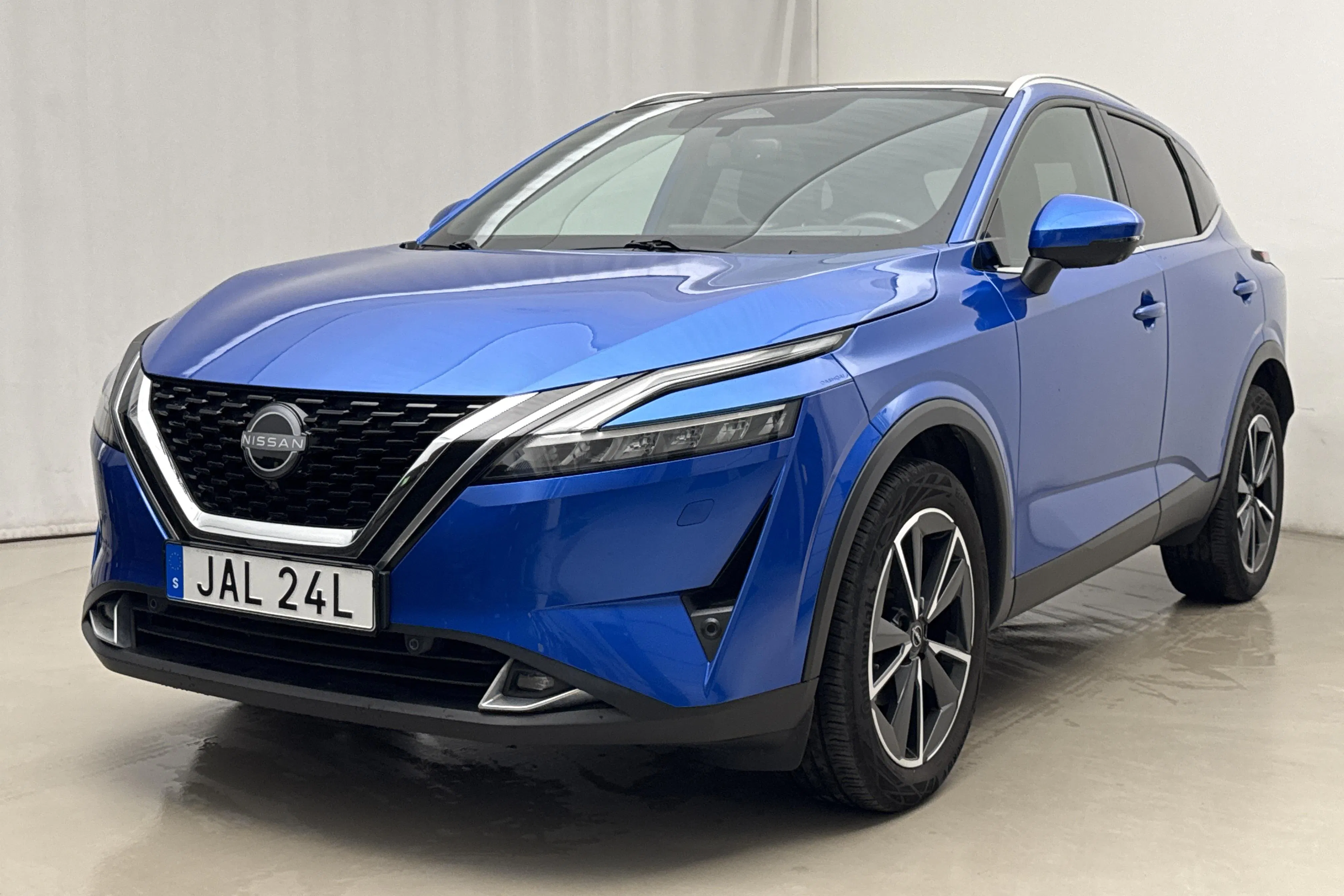 Presentation photo 1 of 21: Nissan Qashqai 1.3 MHEV (158hk) - 54 670 km - Automatic - blue - 2023