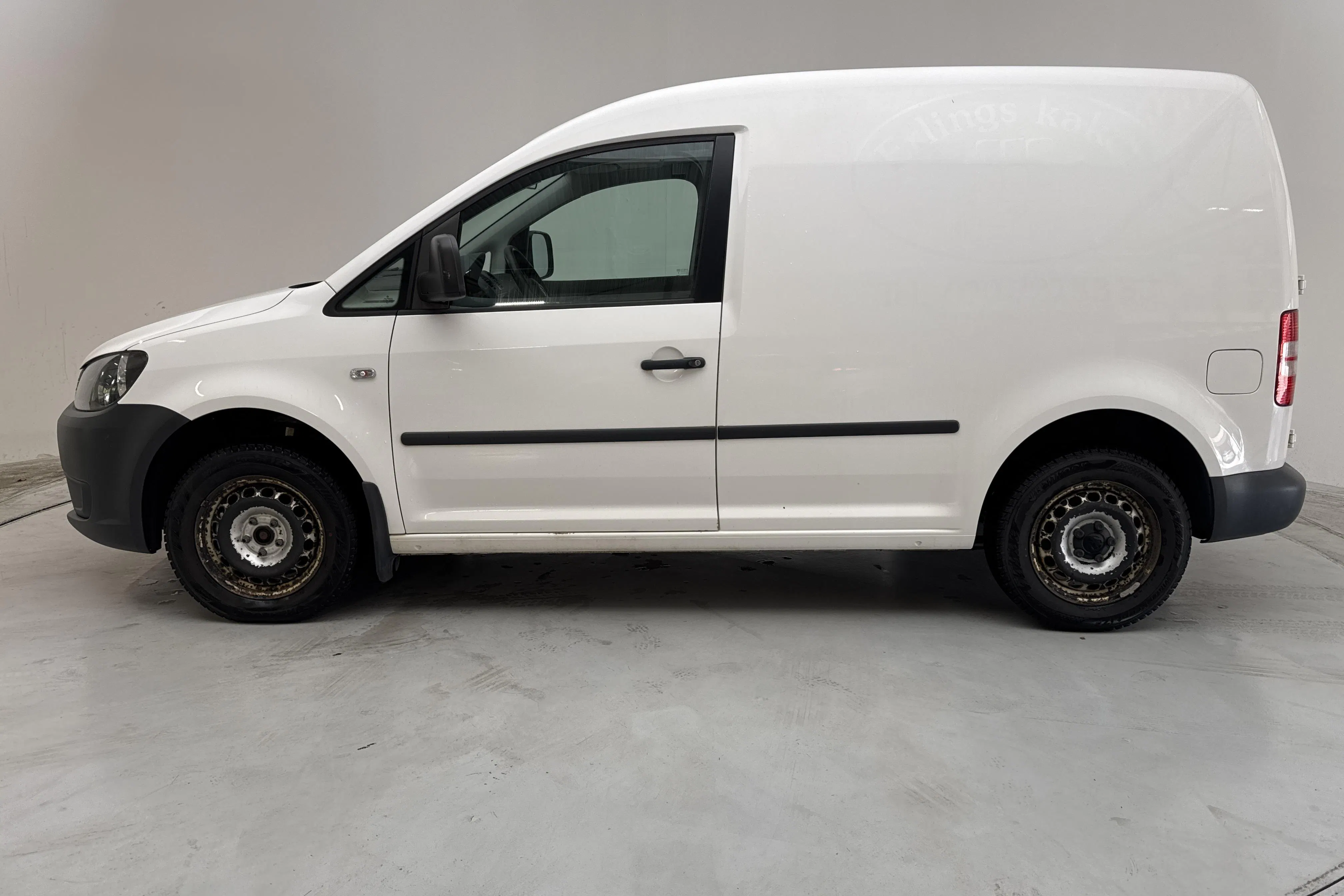 Presentation photo 2 of 10: VW Caddy 1.6 TDI Skåp (102hk) - 150 440 km - Manual - white - 2015
