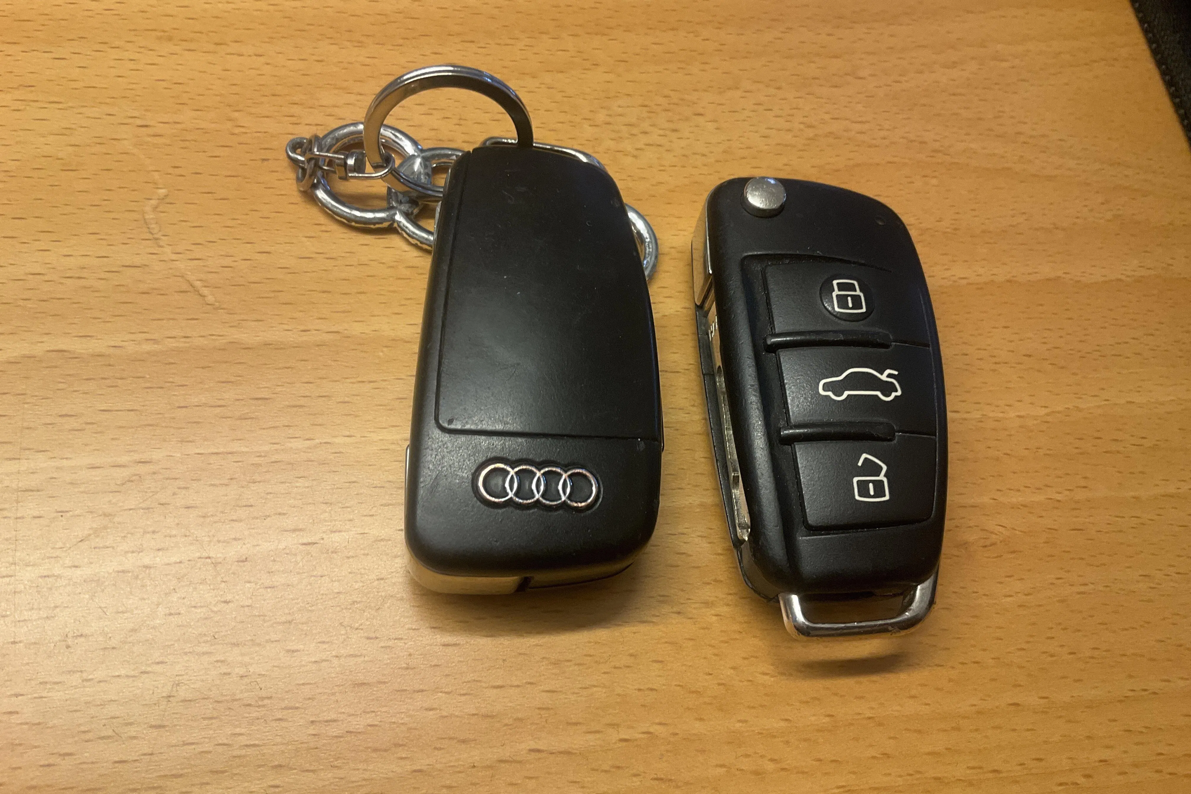 Presentation photo 14 of 14: Audi A3 1.9 TDI Sportback (105hk) - 154 450 km - Manual - red - 2009