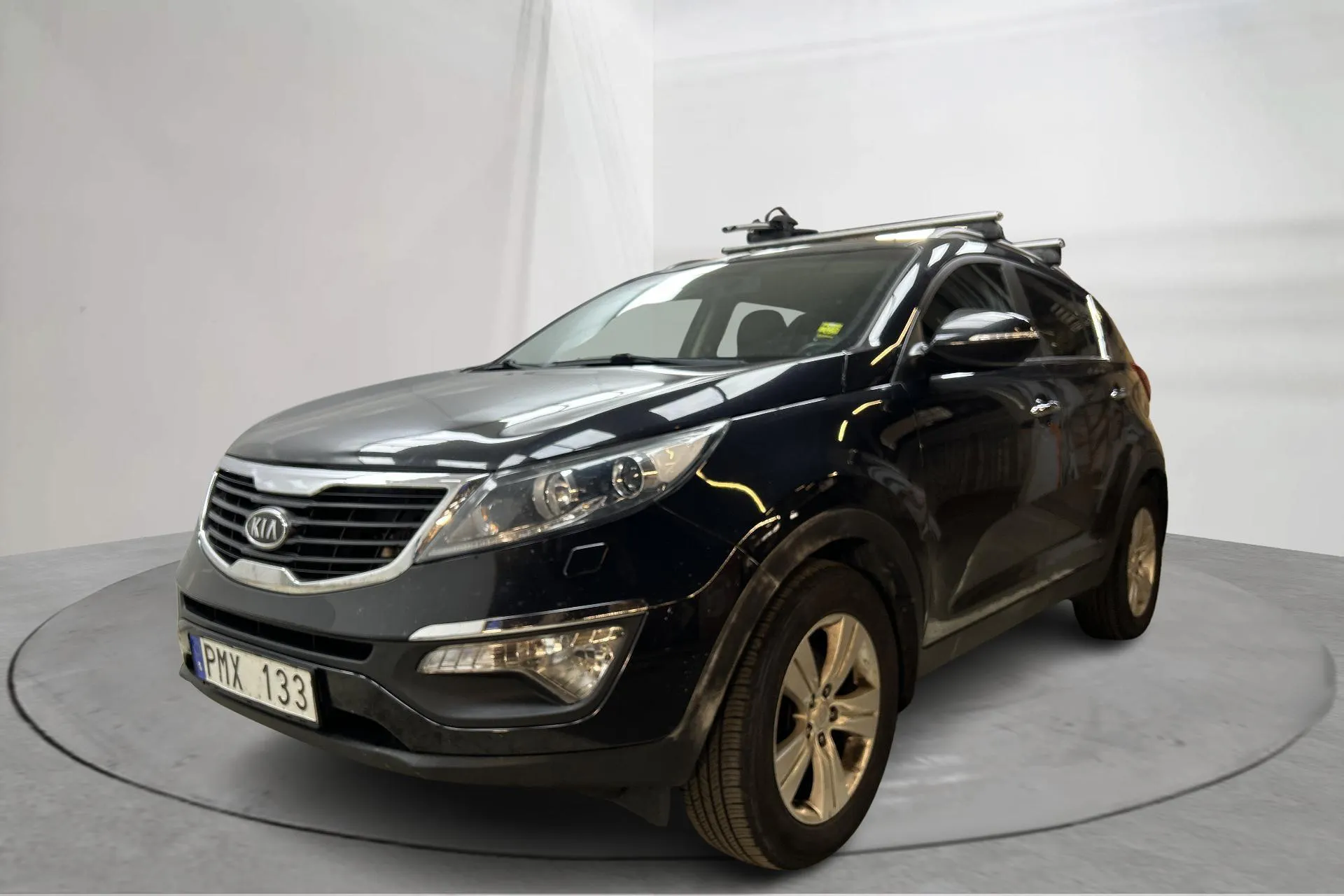 Presentationsfoto 1 av 14: KIA Sportage 1.7 CRDi 2WD (115hk) - 20 190 mil - Manuell - svart - 2013