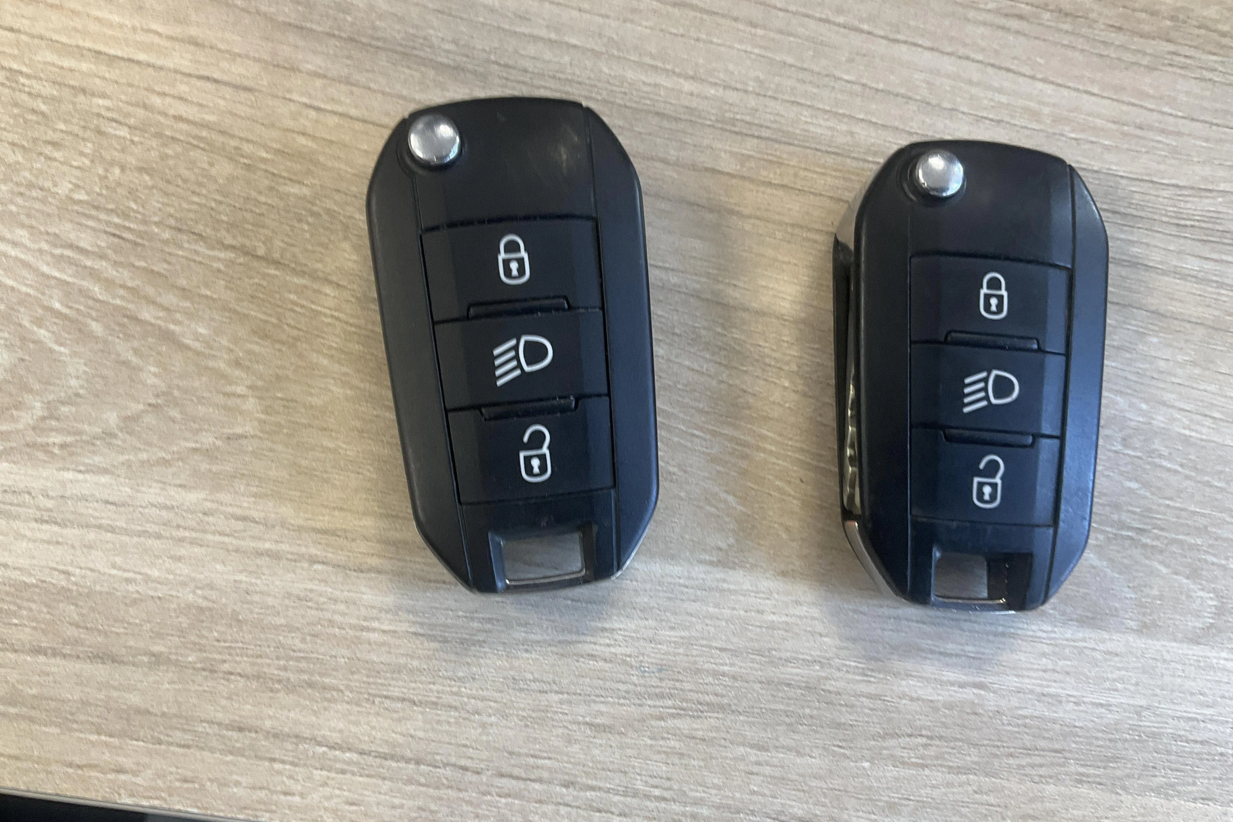 Presentationsfoto 13 av 13: Peugeot 3008 1.2 PureTech (130hk) - 21 528 mil - Automat - 2018