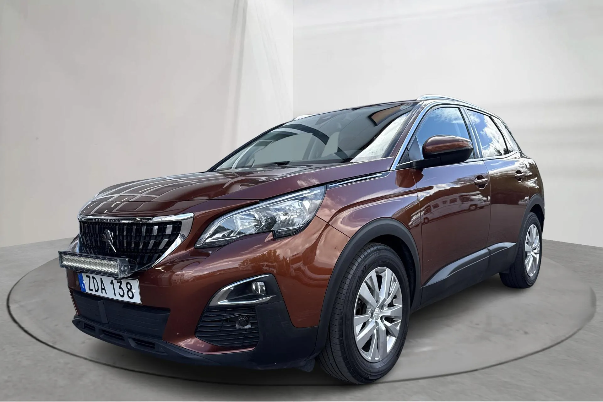 Presentationsfoto 1 av 13: Peugeot 3008 1.2 PureTech (130hk) - 21 528 mil - Automat - 2018