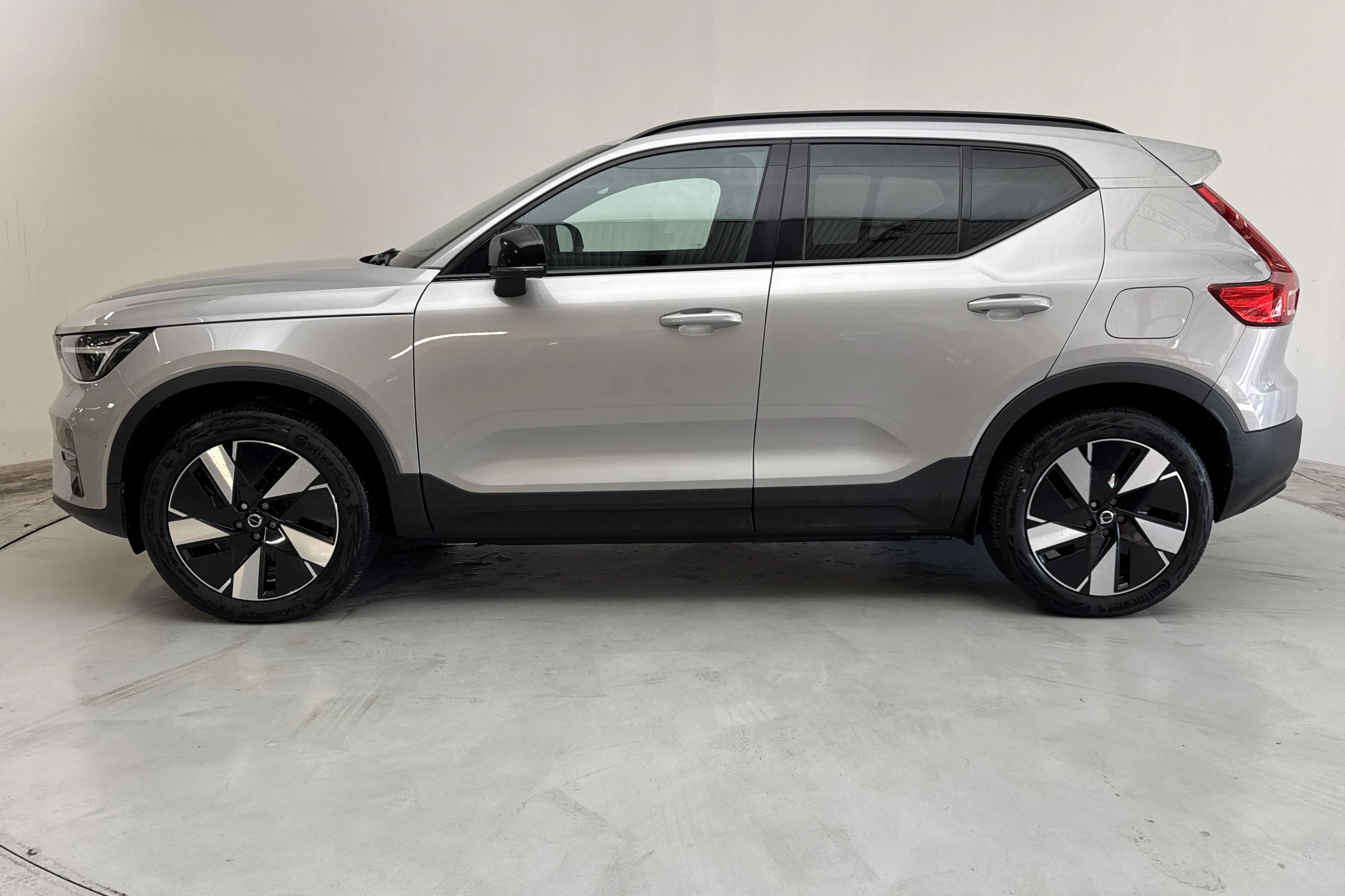 Used Volvo P8 Recharge Twin AWD | 109 060 km | 408 hp (300 kW