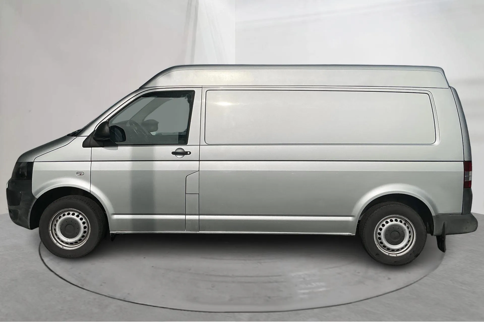 Presentation photo 2 of 15: VW Transporter T5 2.0 TDI (140hk) - 107 890 km - Manual - silver - 2014