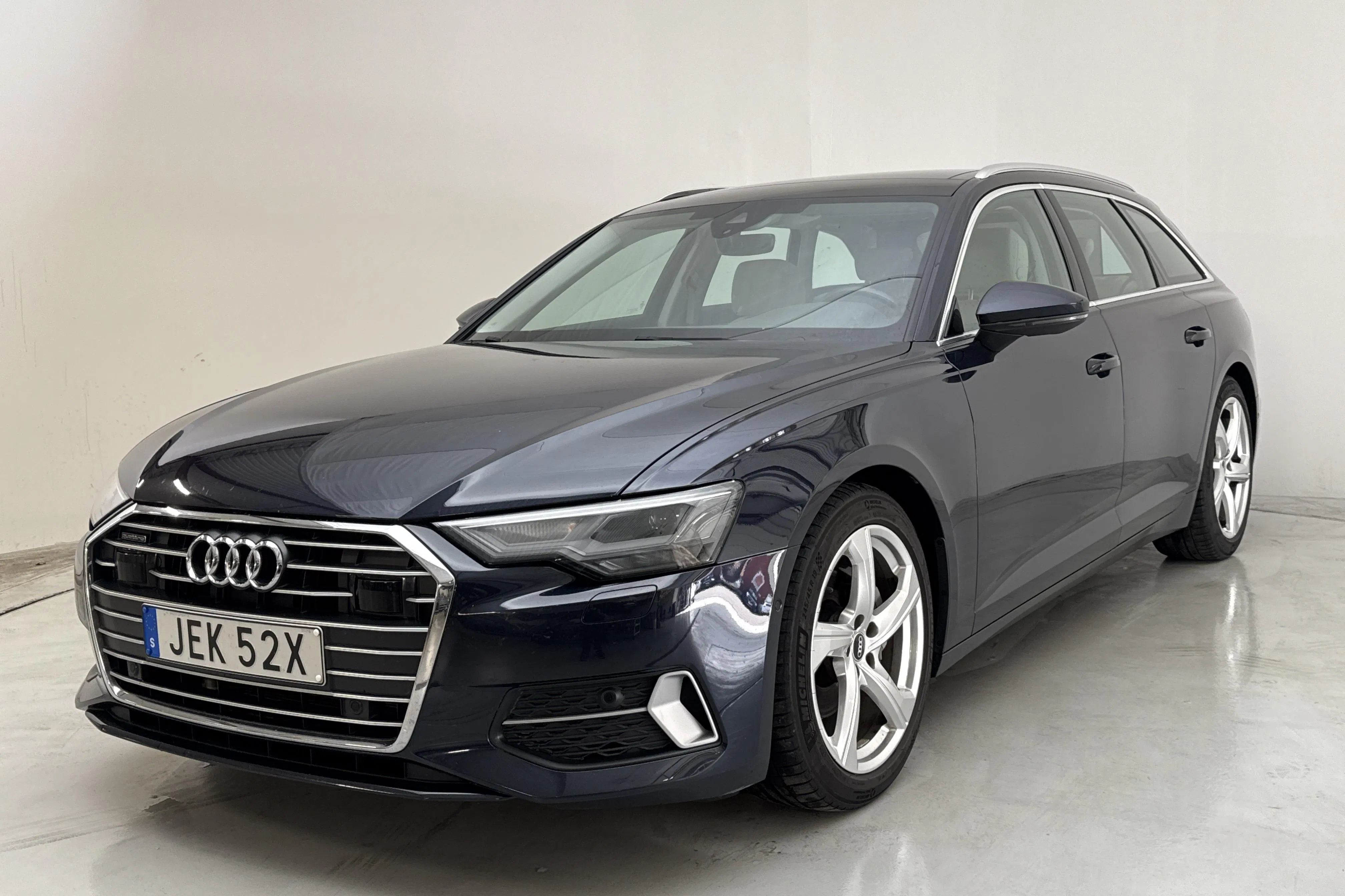 Presentation photo 1 of 16: Audi A6 Avant 40 TDI quattro (204hk) - 94 280 km - Automatic - blue - 2023