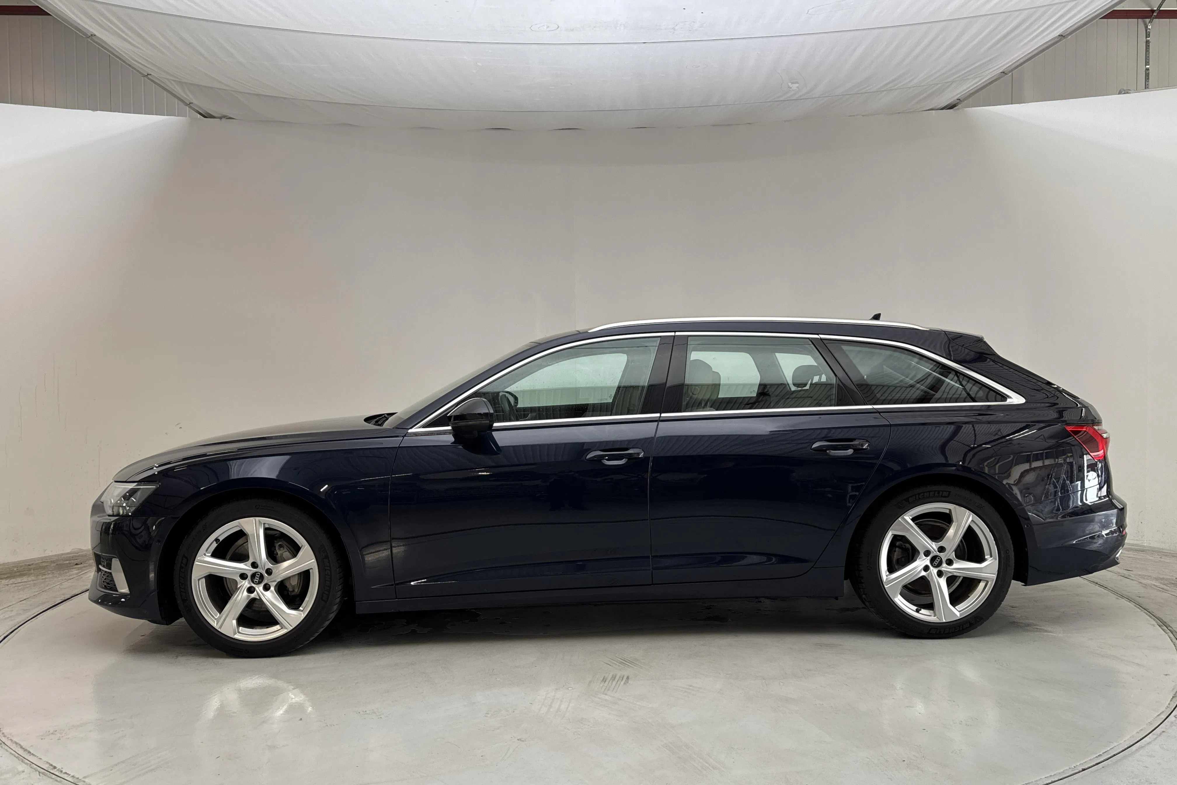 Presentation photo 2 of 16: Audi A6 Avant 40 TDI quattro (204hk) - 94 280 km - Automatic - blue - 2023