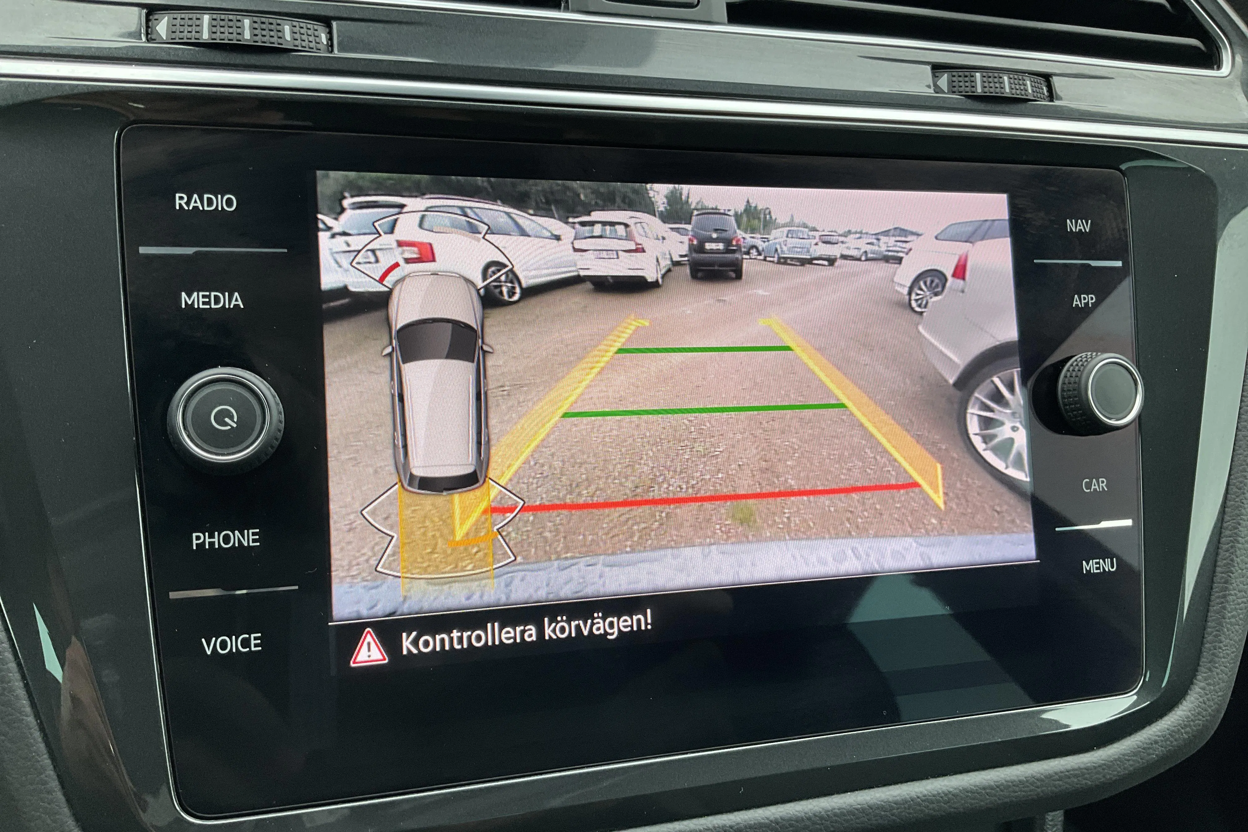Presentationsfoto 17 av 17: VW Tiguan 1.5 TSI (150hk) - 5 160 mil - Automat - Mörkgrå - 2023