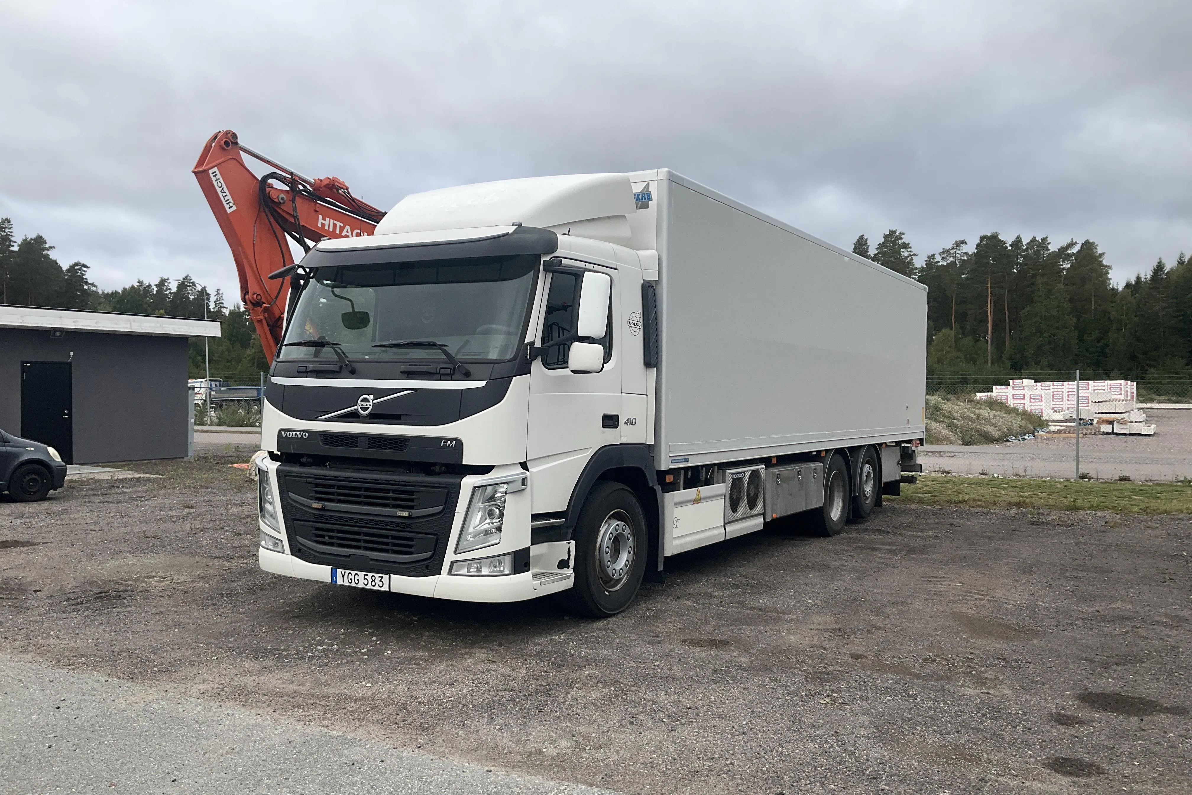 Presentation photo 1 of 37: VOLVO FM410 - 554 159 km - Automatic - 2017