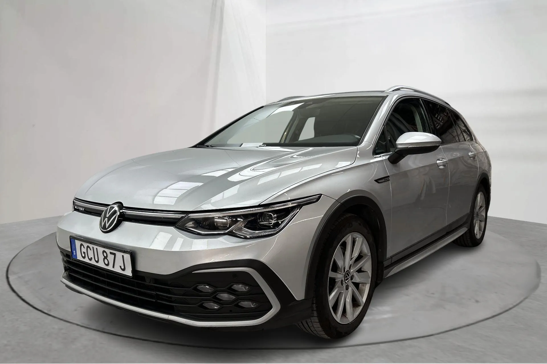 Presentation photo 1 of 15: VW Golf Alltrack 2.0 TDI SCR 4Motion (200hk) - 135 760 km - Automatic - silver - 2022