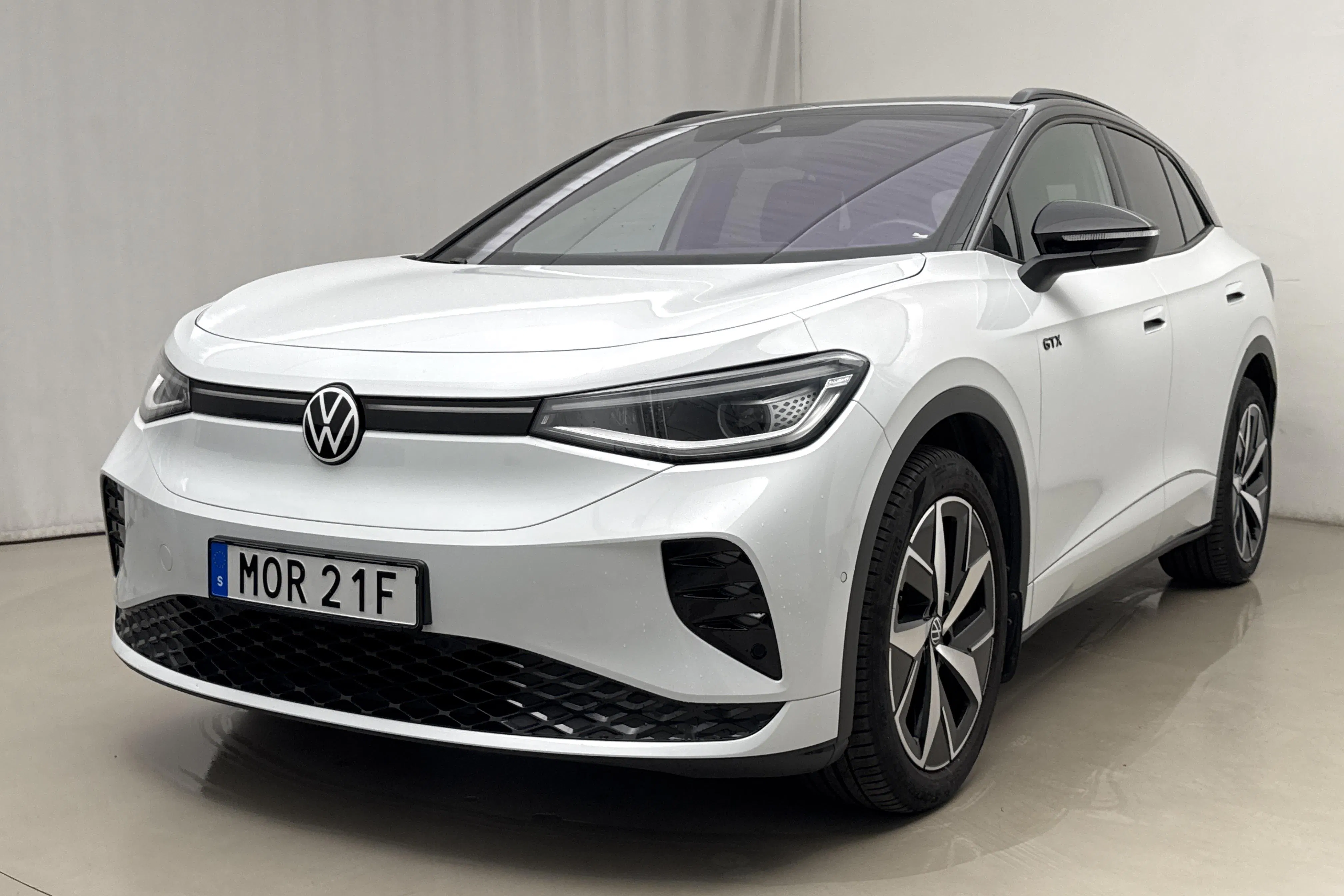 Presentationsfoto 1 av 21: VW ID.4 GTX 77kWh AWD (299hk) - 4 898 mil - Automat - vit - 2023