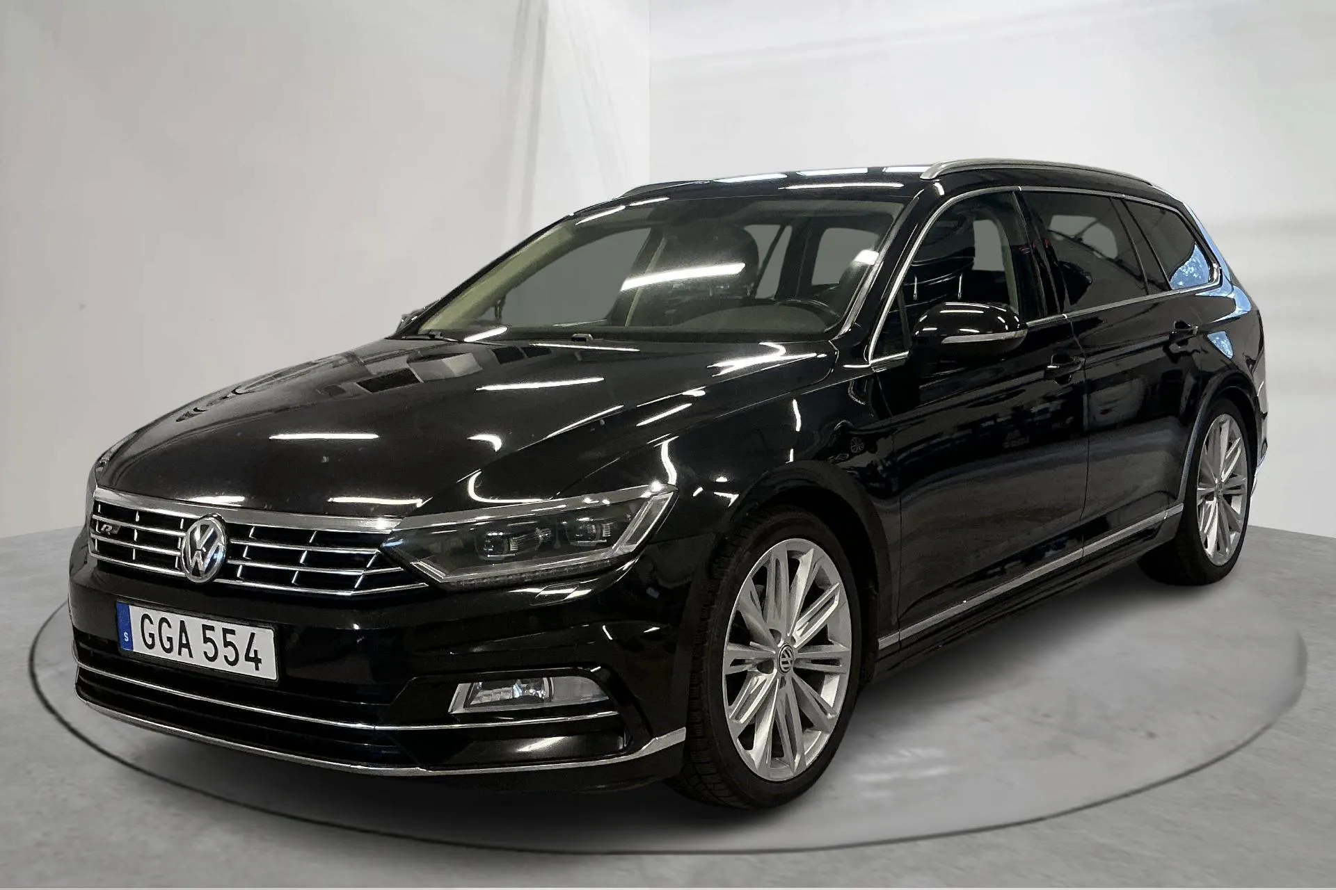Presentation photo 1 of 15: VW Passat 2.0 TDI Sportscombi (190hk) - 186 600 km - Automatic - black - 2017