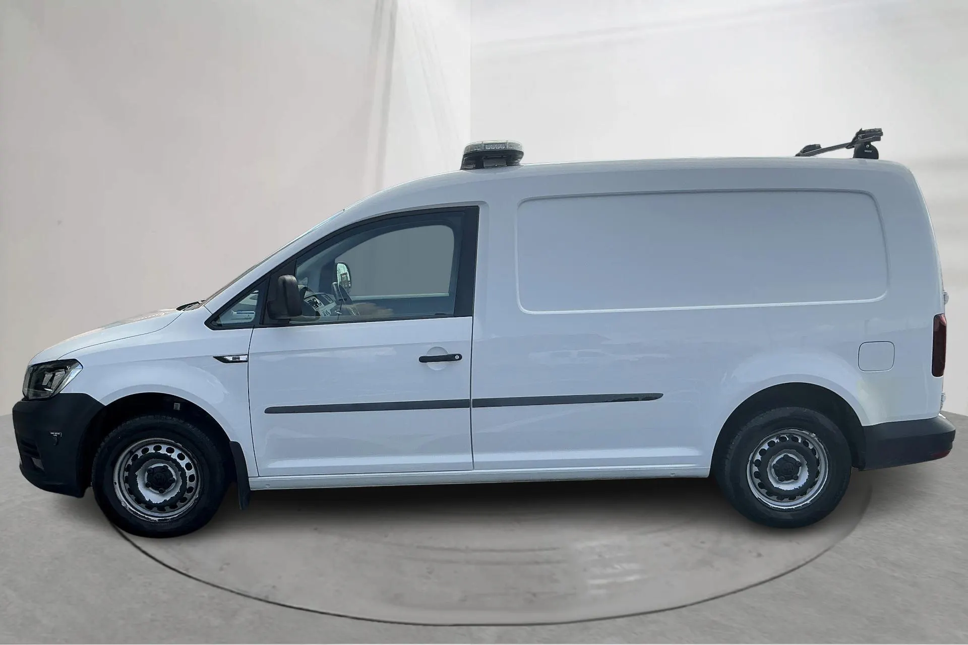 Presentation photo 2 of 16: VW Caddy 1.4 TGI Maxi Skåp (110hk) - 41 430 km - Manual - white - 2020