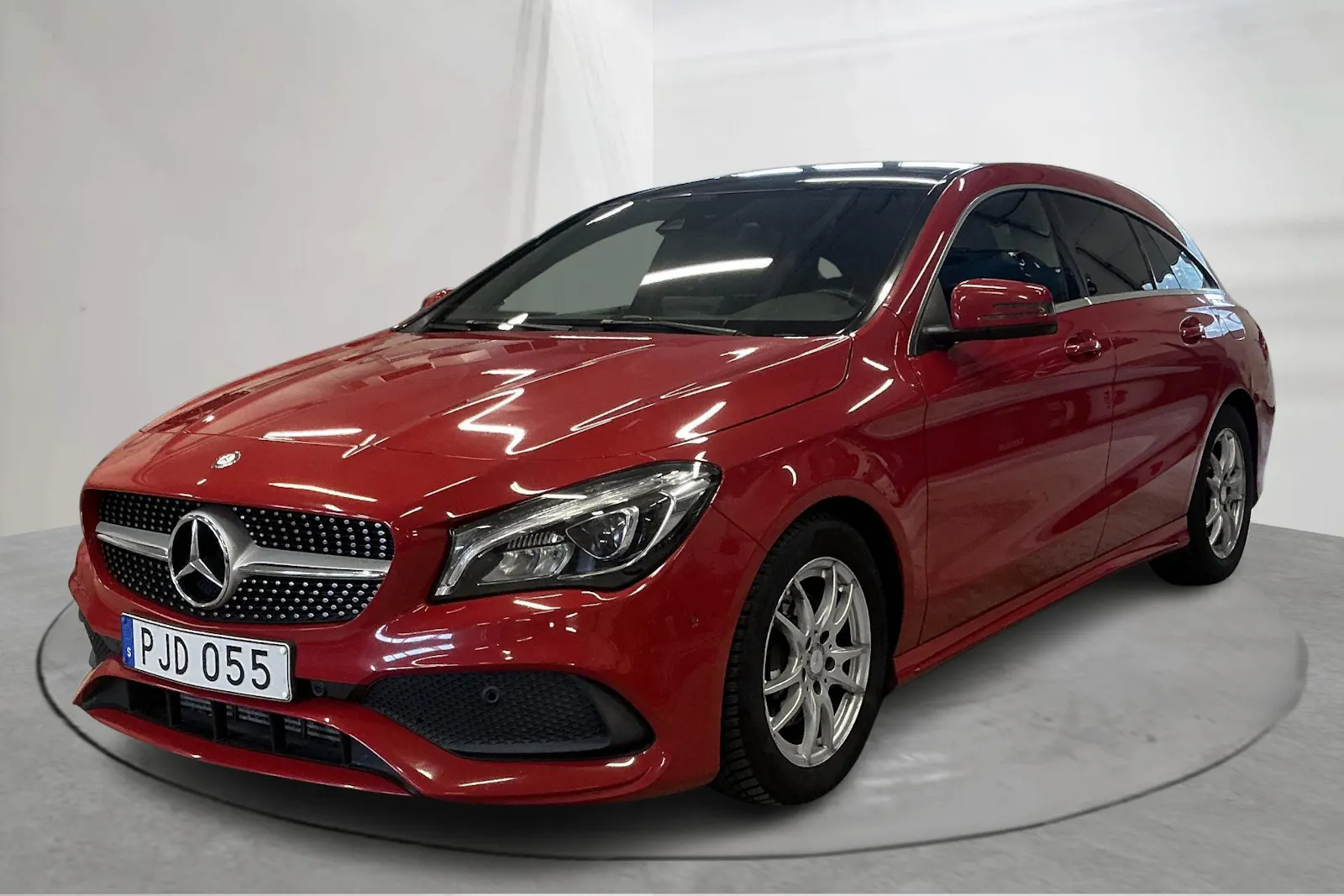 Mercedes CLA 200 d Shooting Brake X117 136 л.с.