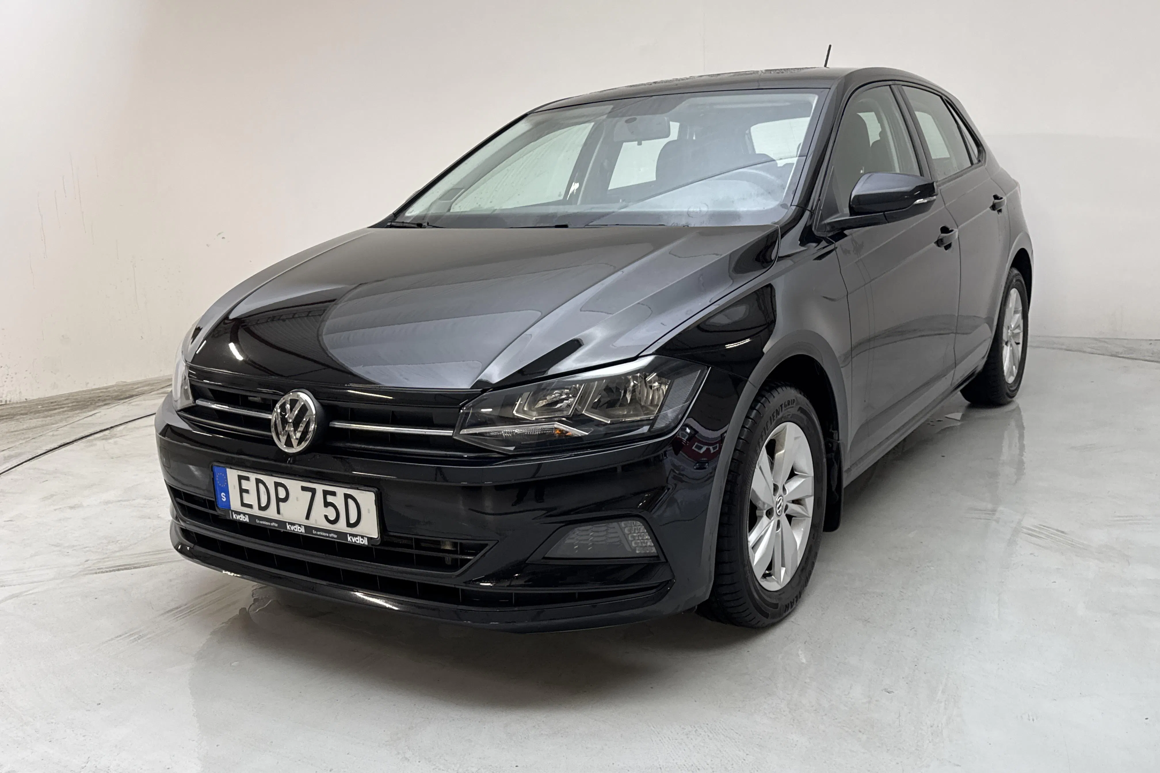 Presentation photo 1 of 12: VW Polo 1.0 TSI 5dr (95hk) - 71 210 km - Automatic - black - 2019