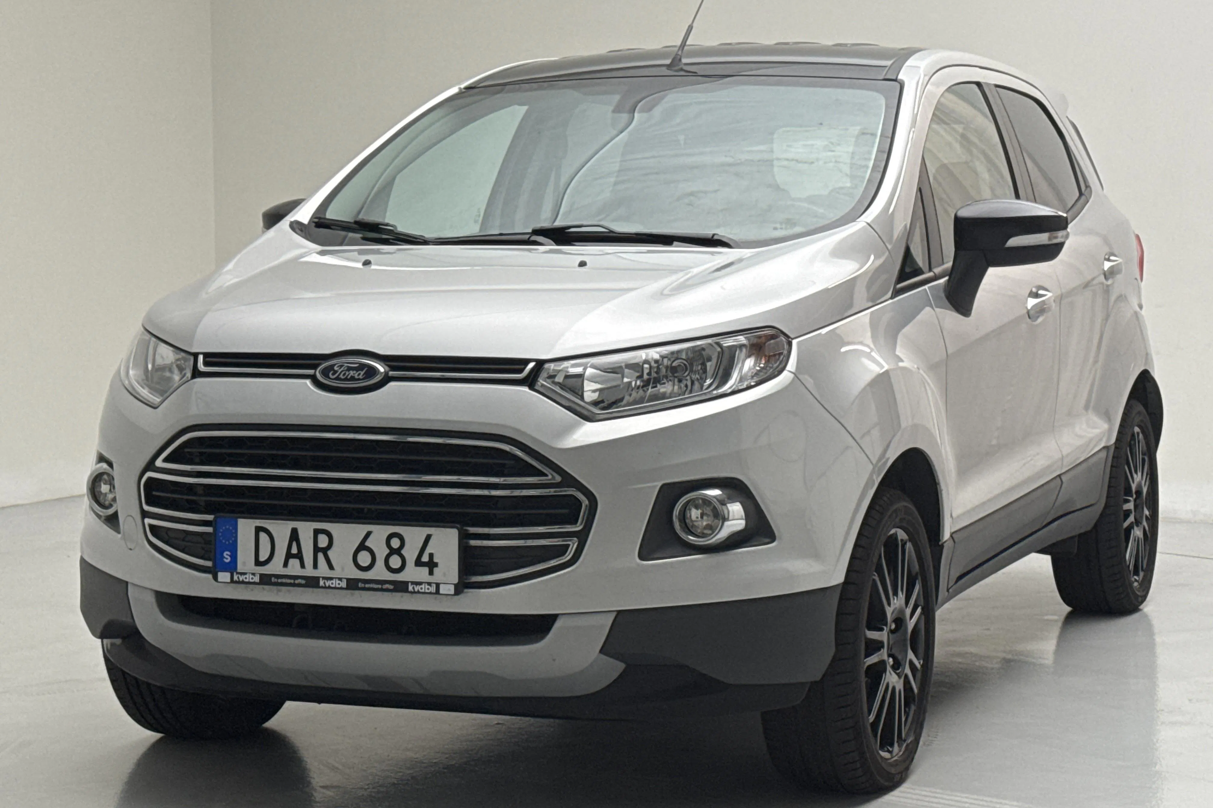 Presentation photo 1 of 12: Ford Ecosport 1.0T EcoBoost (125hk) - 88 160 km - Manual - gray - 2017