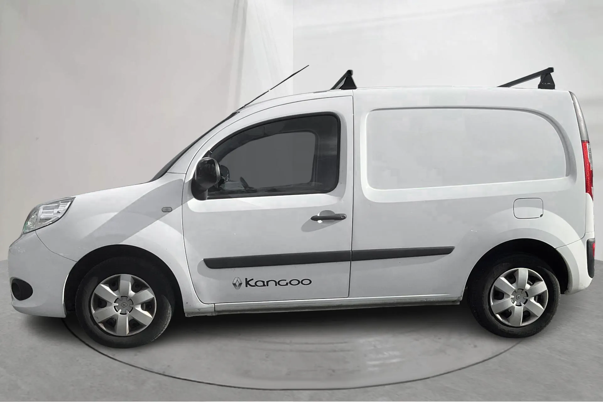 Presentationsfoto 2 av 13: Renault Kangoo 1.5 dCi Express (90hk) - 9 619 mil - Automat - vit - 2019