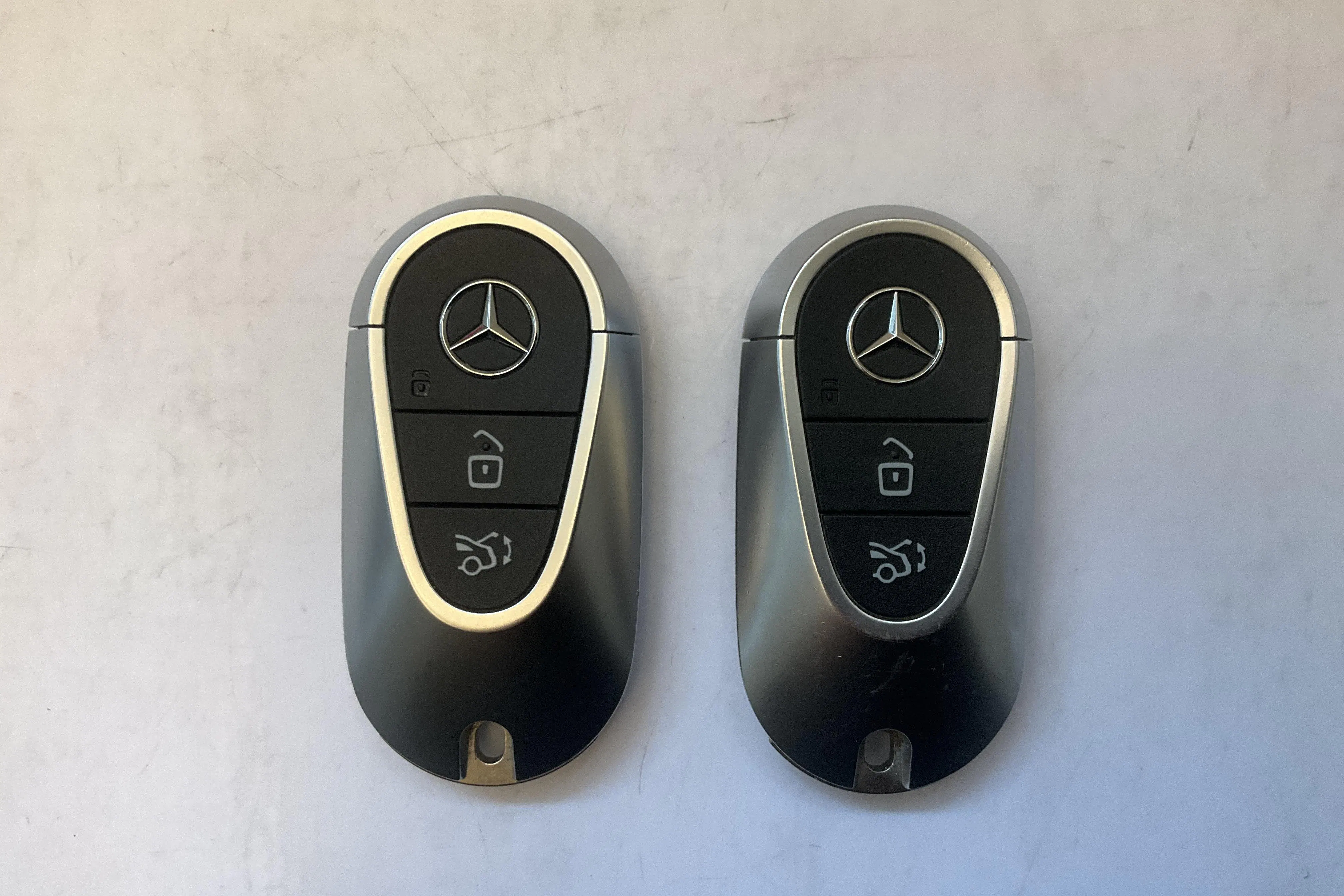 Presentationsfoto 18 av 18: Mercedes EQE 350 4Matic V295 (292hk) - 13 392 mil - Automat - vit - 2024