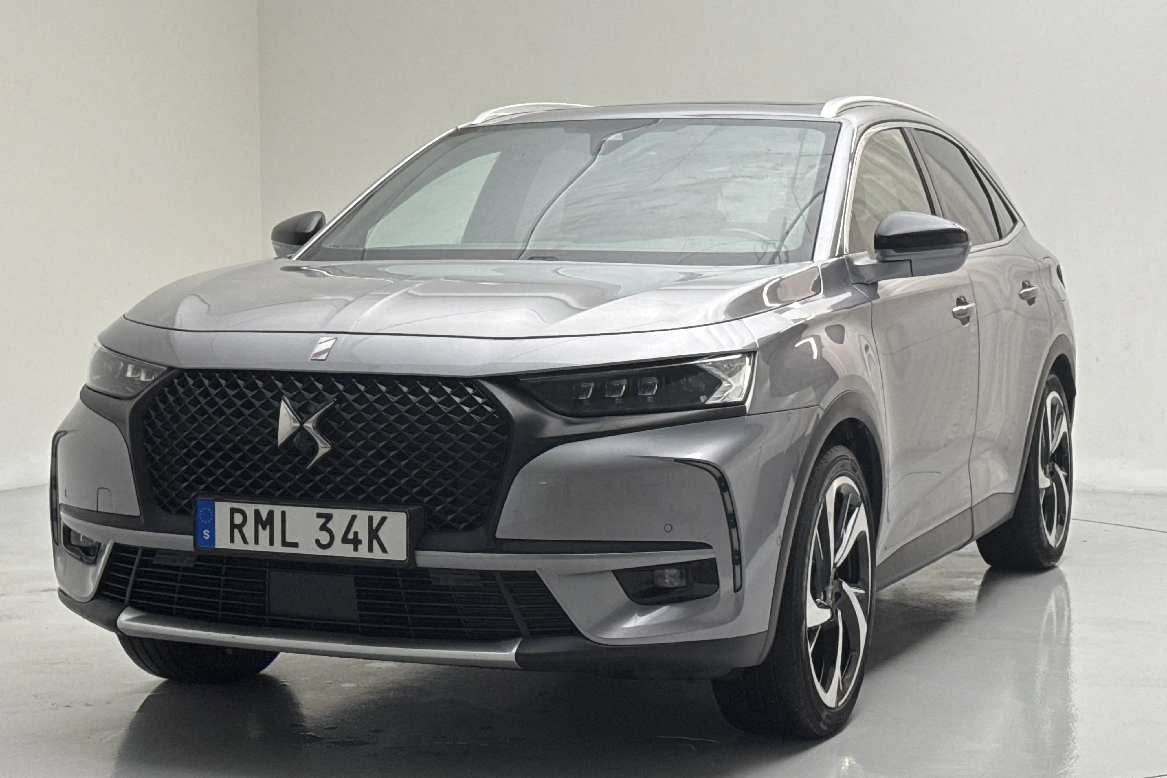 Presentation photo 1 of 19: DS DS7 Crossback E-Tense PHEV (225hk) - 85 620 km - Automatic - gray - 2021