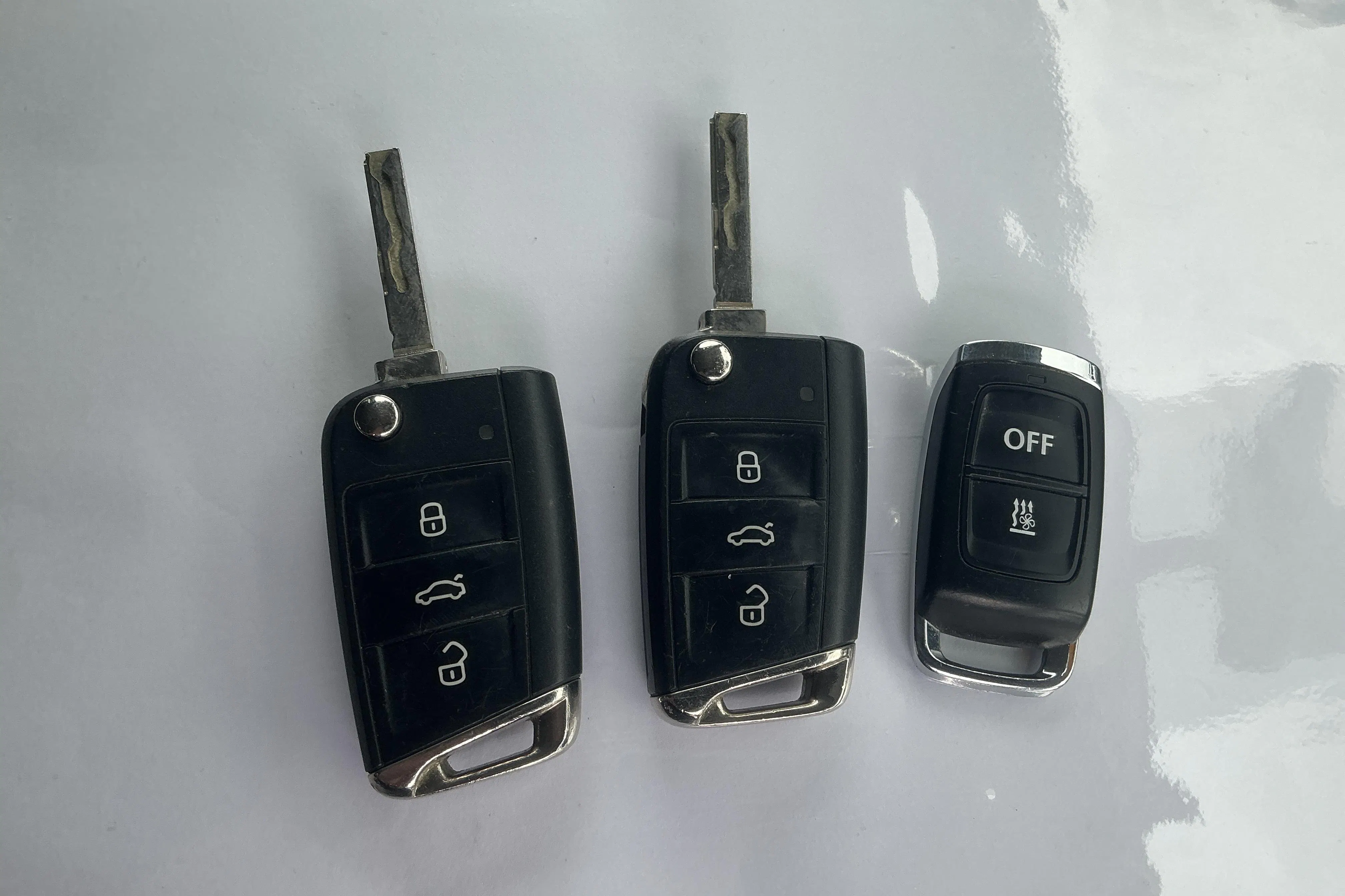 Presentationsfoto 15 av 15: VW Tiguan 2.0 TDI 4MOTION (190hk) - 14 349 mil - Automat - Mörkblå - 2018