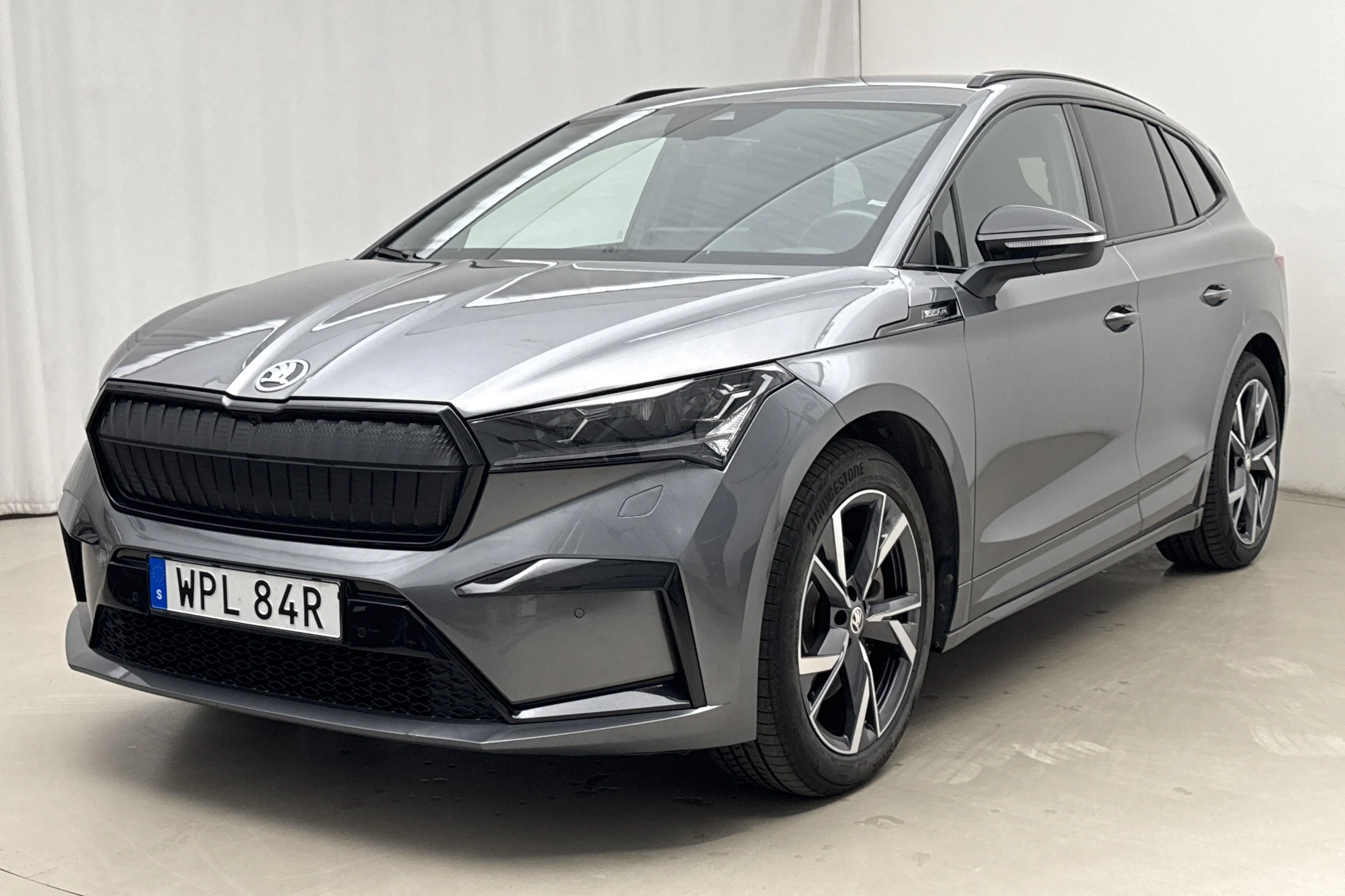 Presentationsfoto 1 av 24: Skoda Enyaq iV 80x (265hk) - 4 819 mil - Automat - grå - 2023