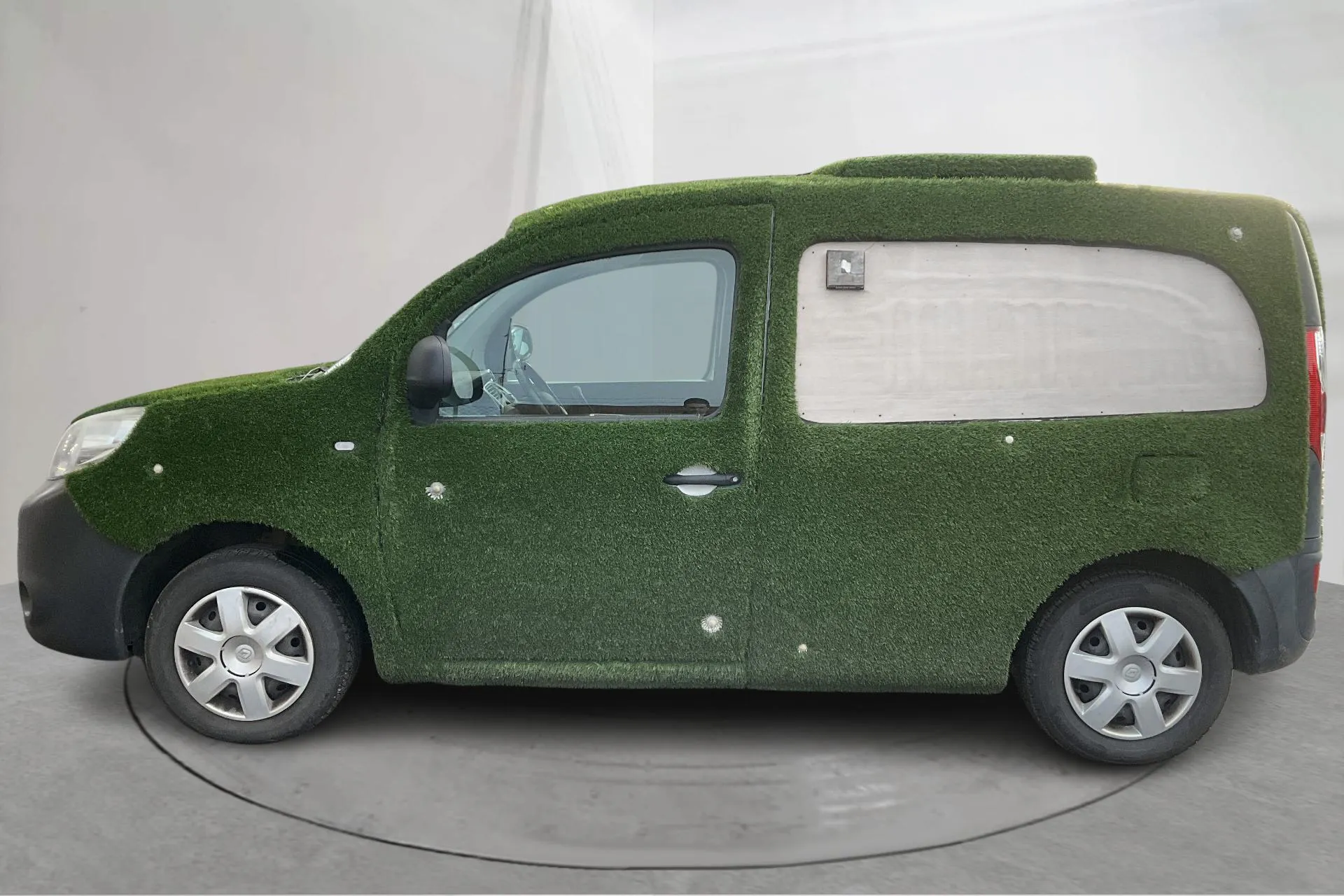 Presentation photo 2 of 14: Renault Kangoo 1.5 dCi Skåp (110hk) - 138 360 km - Manual - green - 2017