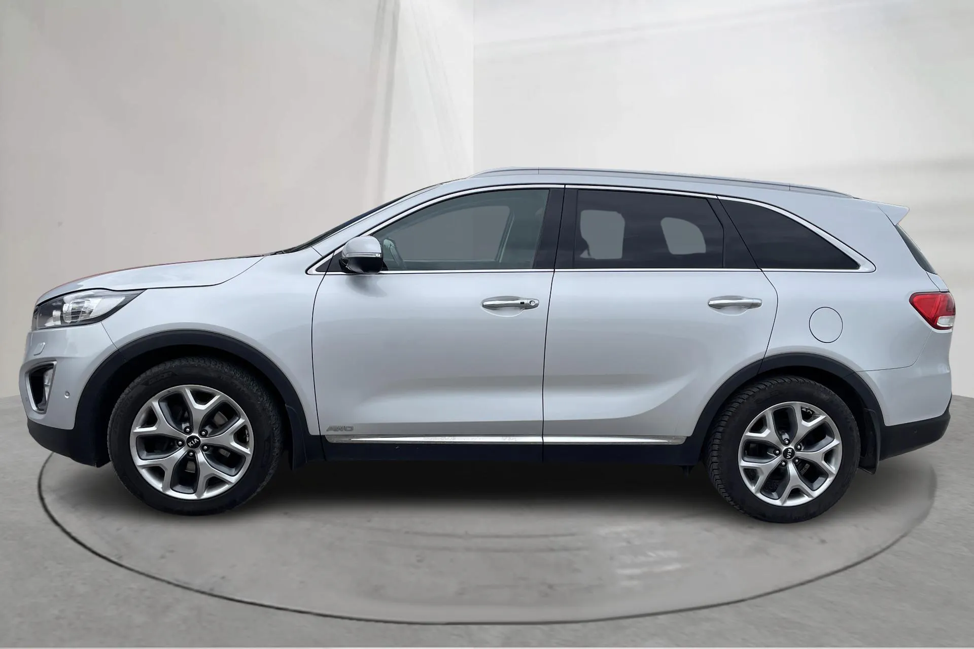 Presentation photo 2 of 22: KIA Sorento 2.2 CRDi (200hk) - 221 330 km - Automatic - gray - 2016