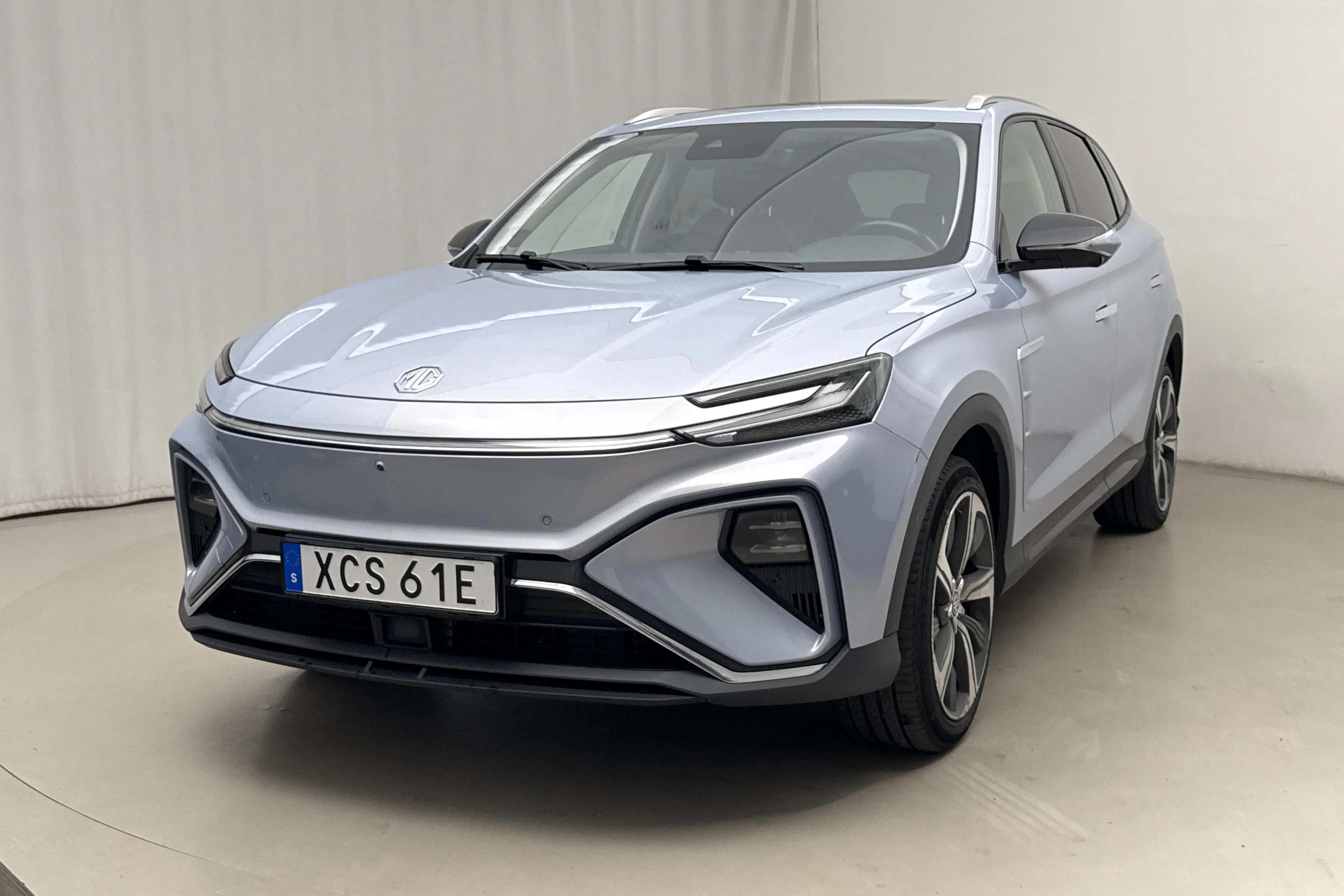 Presentationsfoto 1 av 19: MG Marvel R AWD (288hk) - 13 388 mil - Automat - blå - 2022