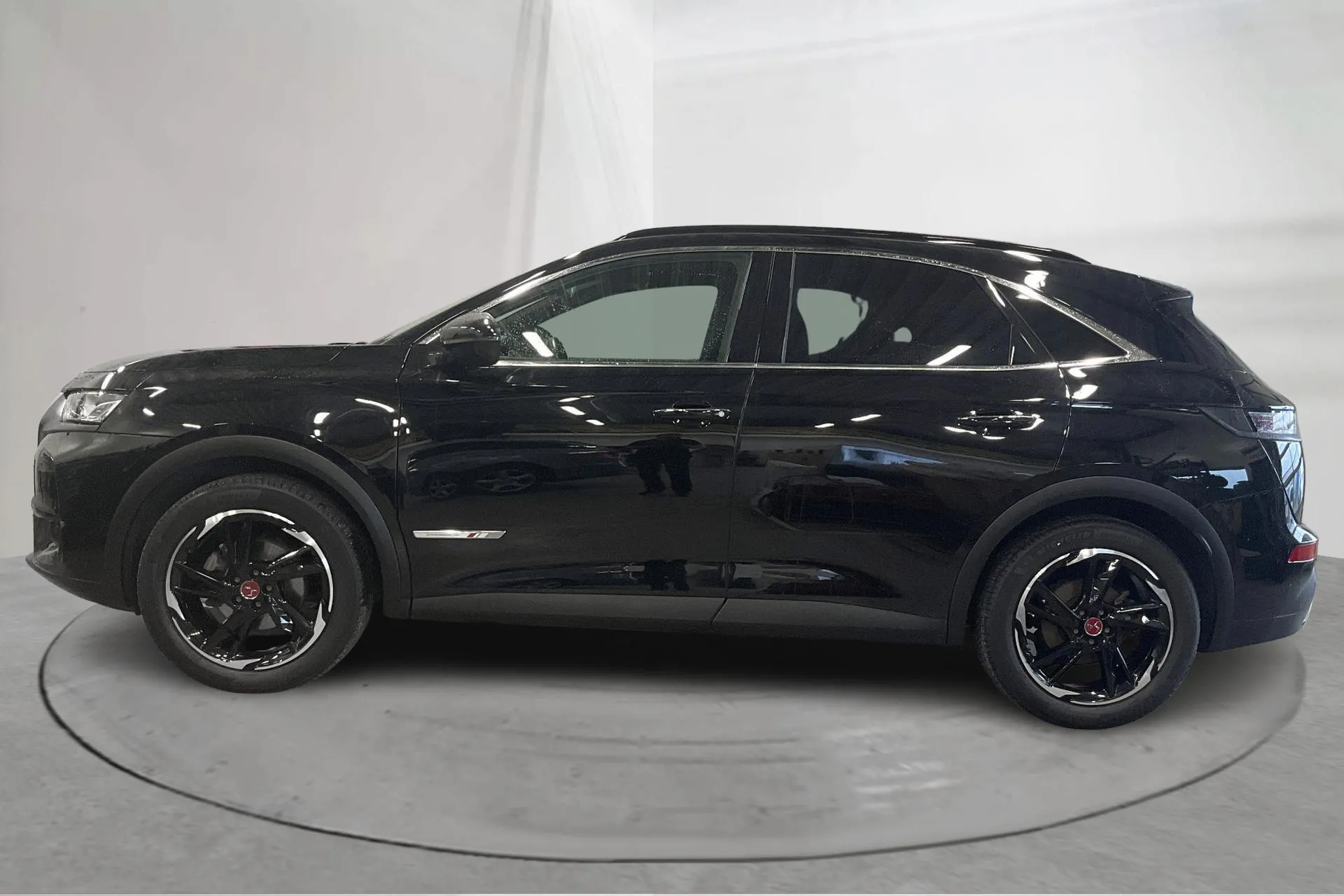 Presentation photo 2 of 17: DS DS7 Crossback PureTech (180hk) - 67 470 km - Automatic - black - 2022