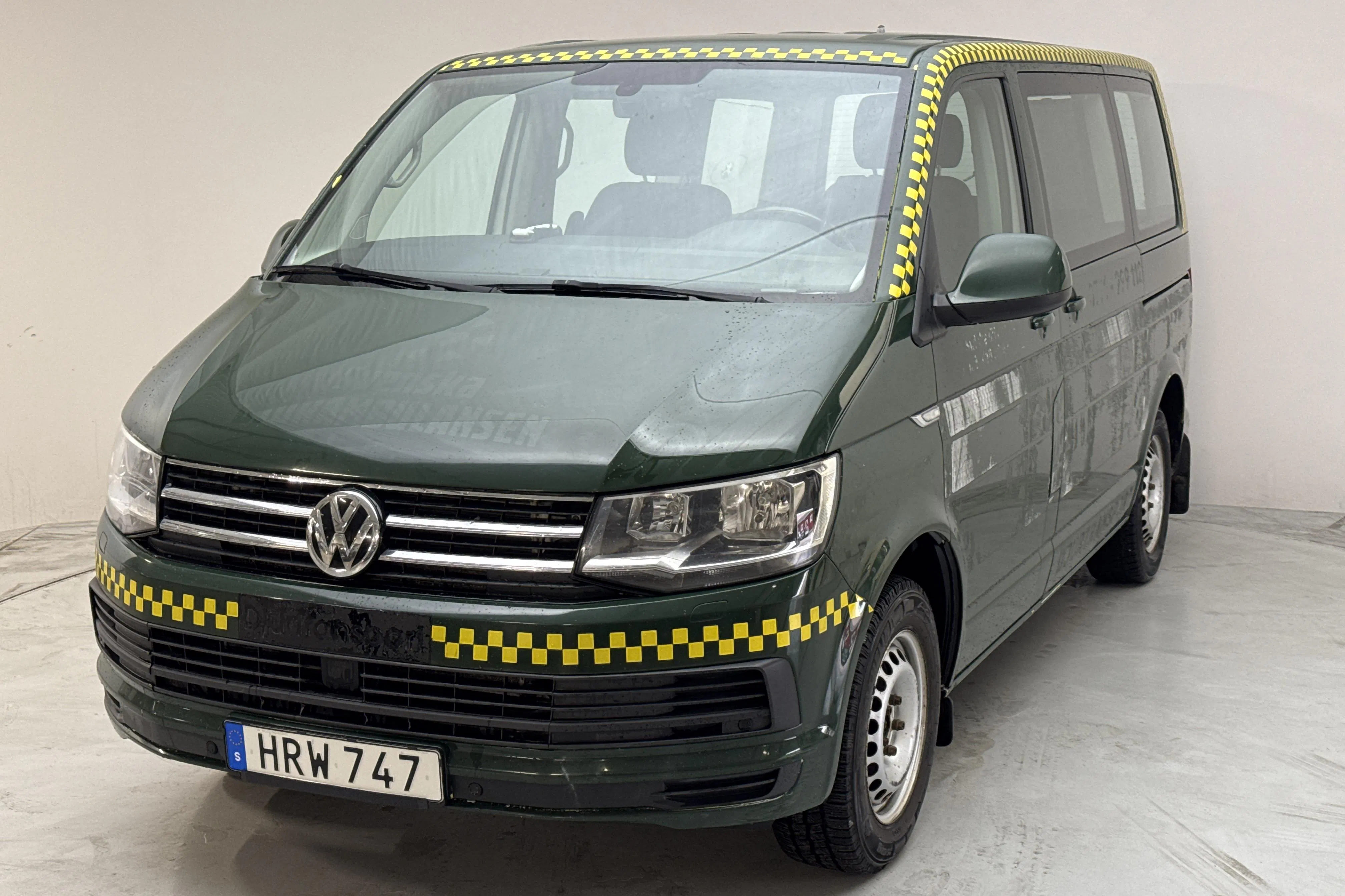 VW Transporter T6 2.0 TDI BMT Skåp (150hk) på auktion i Kungälv hos Kvdbil