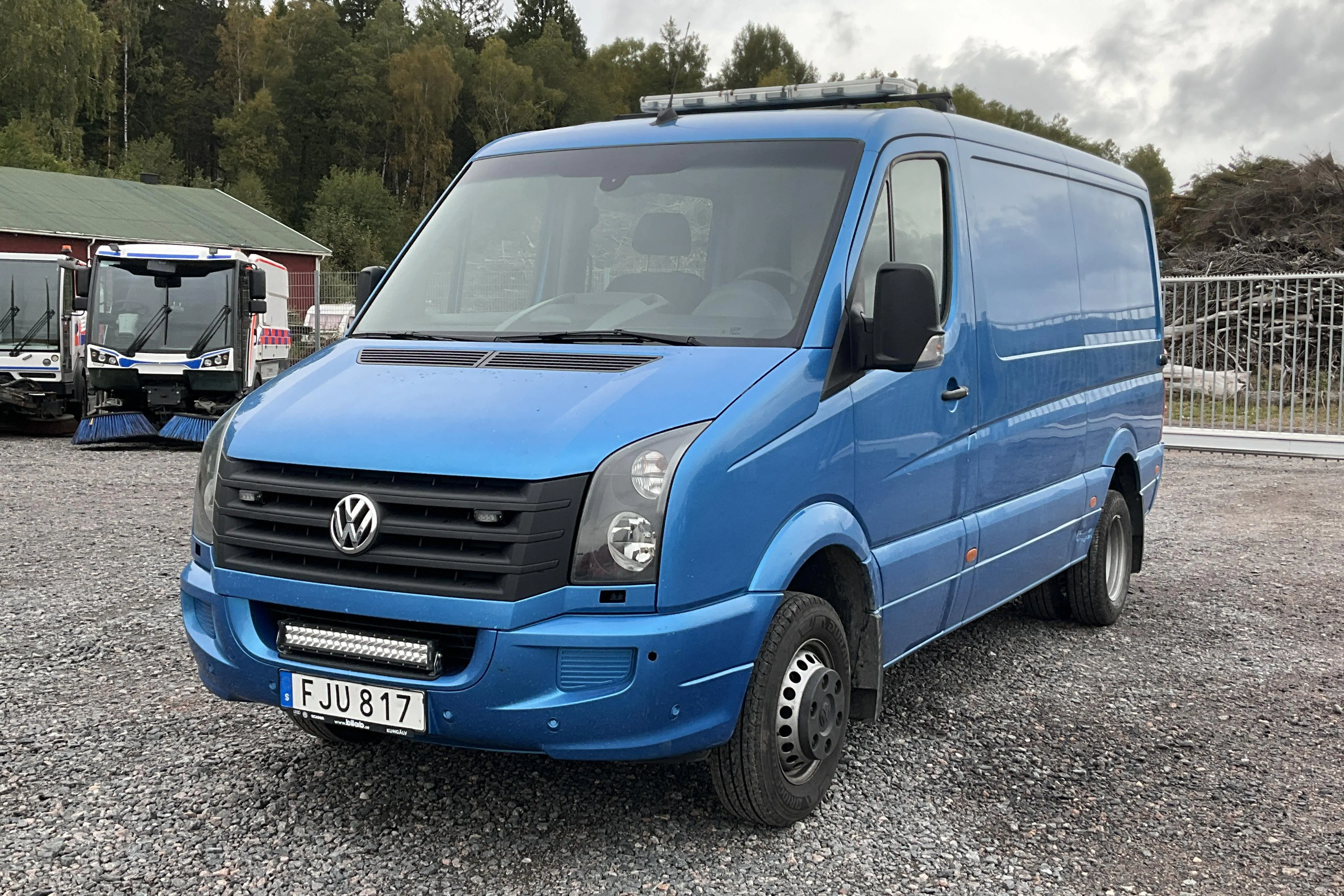 Presentation photo 1 of 29: VW Crafter 50 2.0 TDI - 88 783 km - Manual - blue - 2015