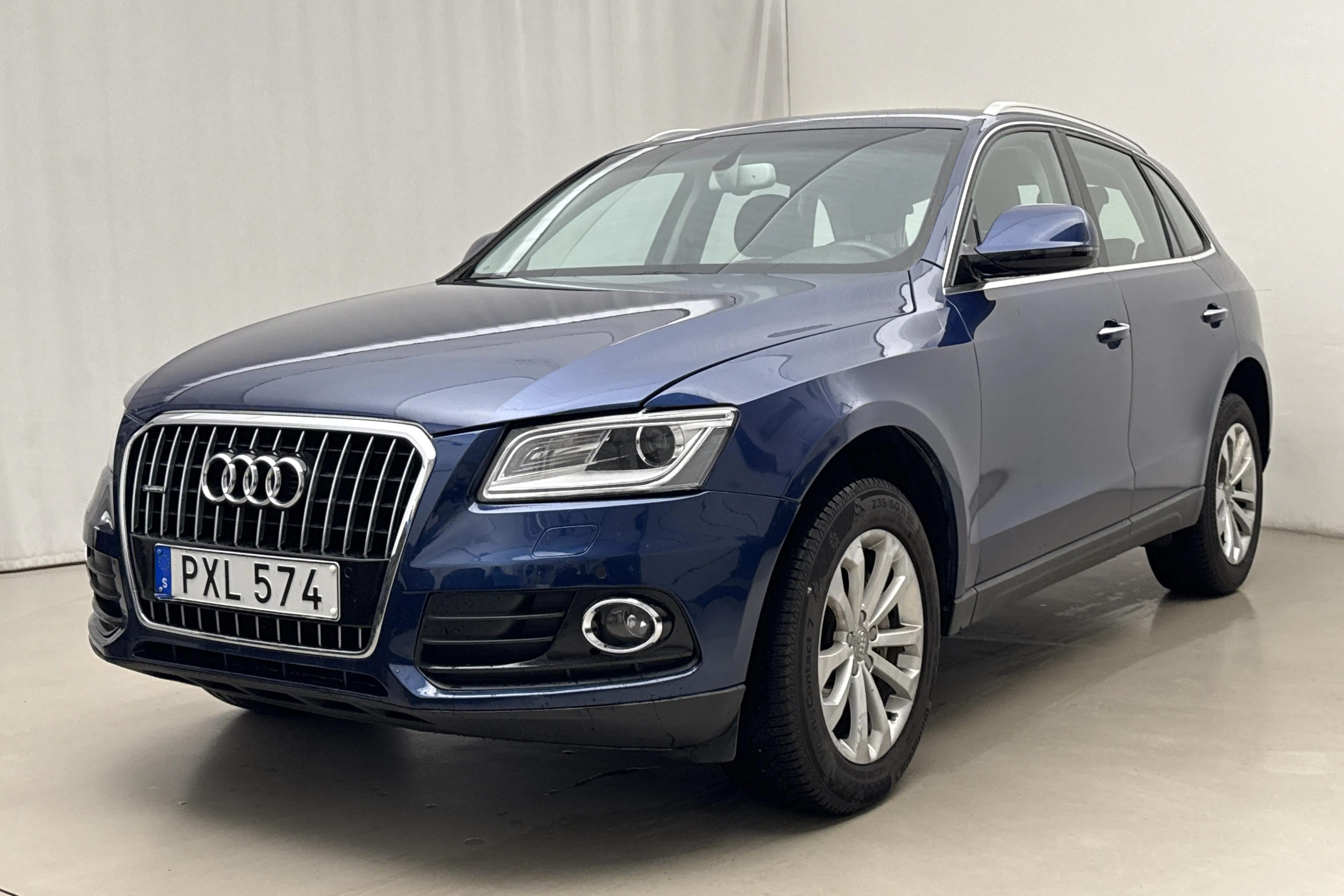 Presentationsfoto 1 av 15: Audi Q5 2.0 TDI clean diesel quattro (190hk) - 10 045 mil - Automat - blå - 2016