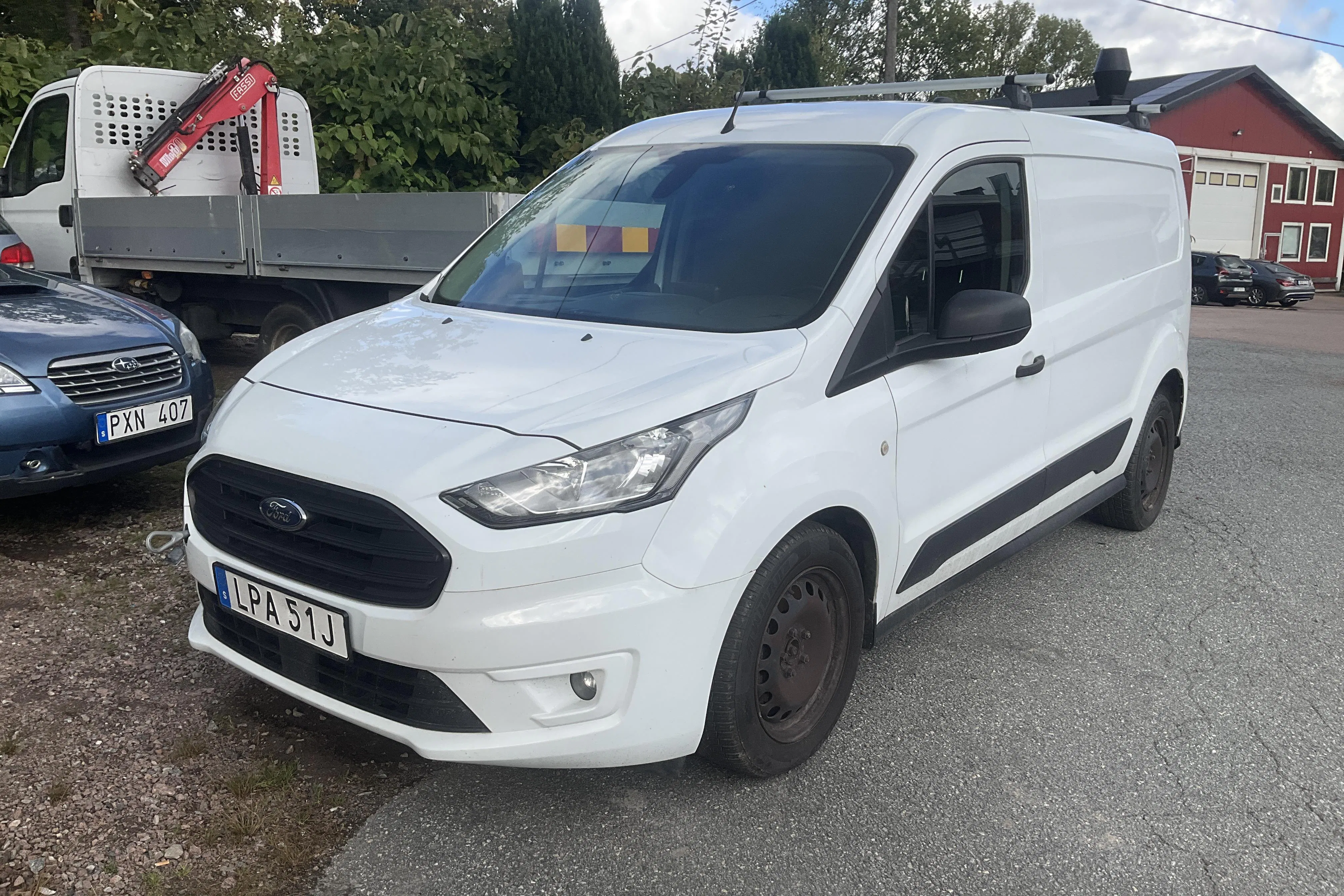 Presentation photo 1 of 14: Ford Transit Connect 1.5 EcoBlue (100hk) - 154 480 km - Automatic - white - 2020