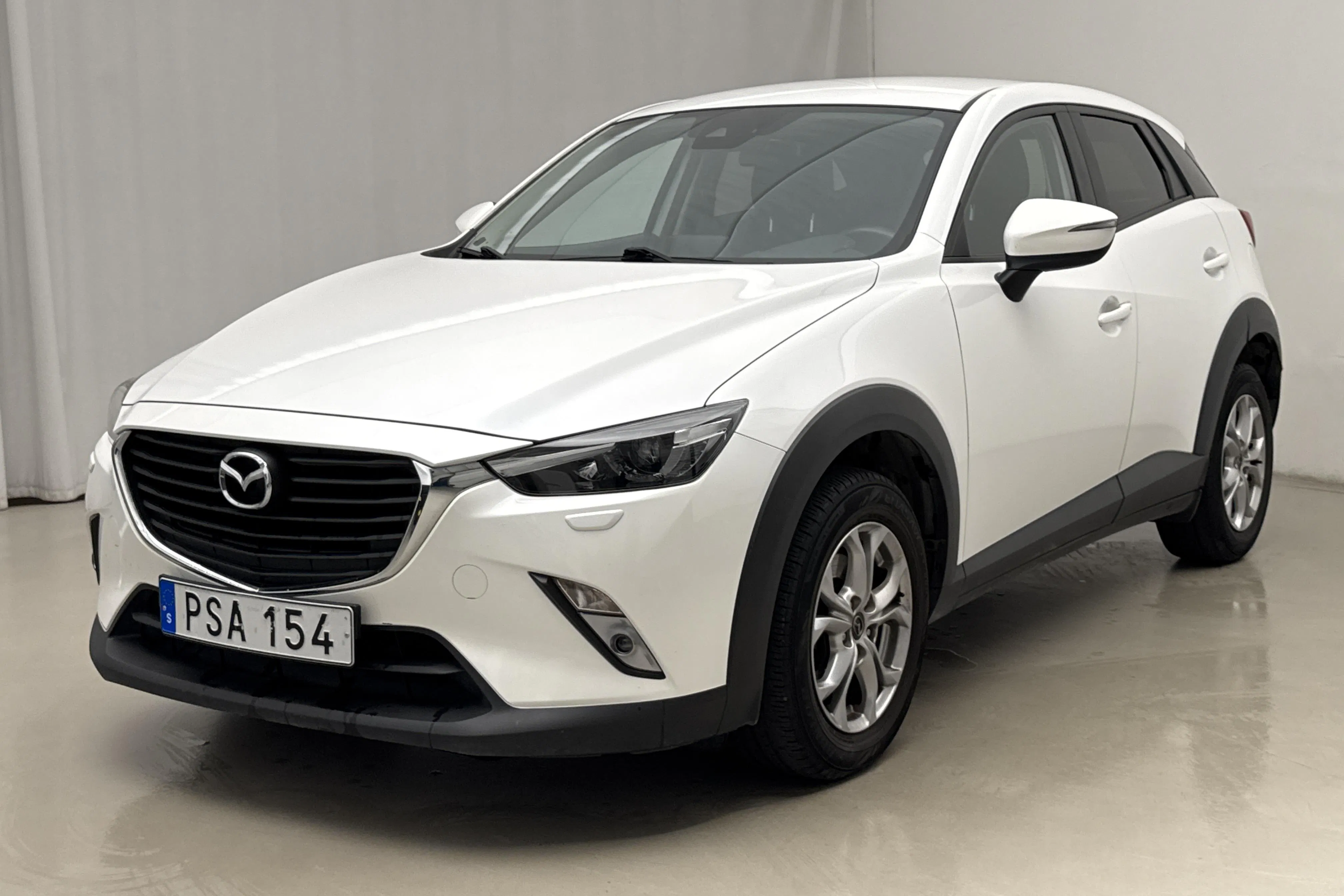 Presentationsfoto 1 av 16: Mazda CX-3 2.0 2WD (120hk) - 9 924 mil - Manuell - vit - 2018
