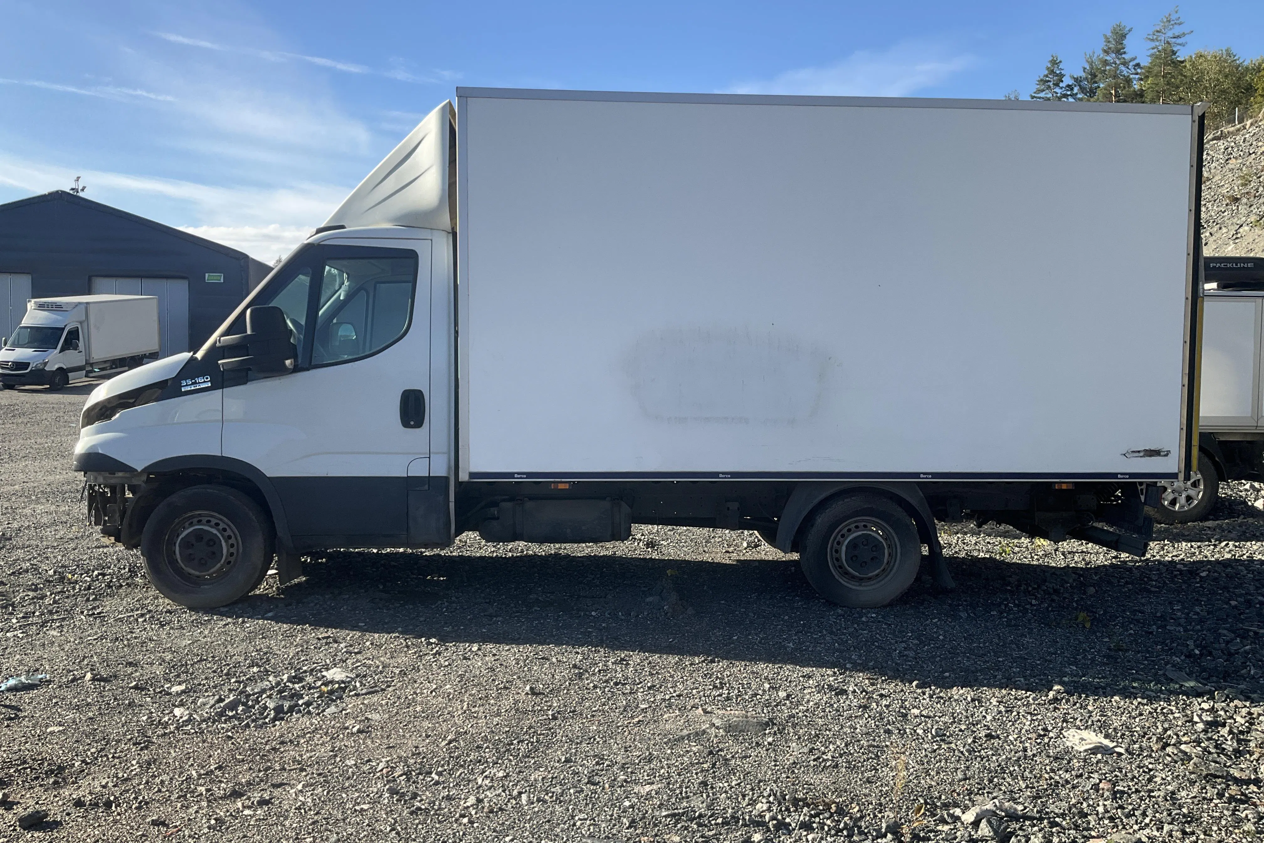 Presentationsfoto 2 av 11: Iveco Daily 35 2.3 (156hk) - 0 mil - Automat - vit - 2017