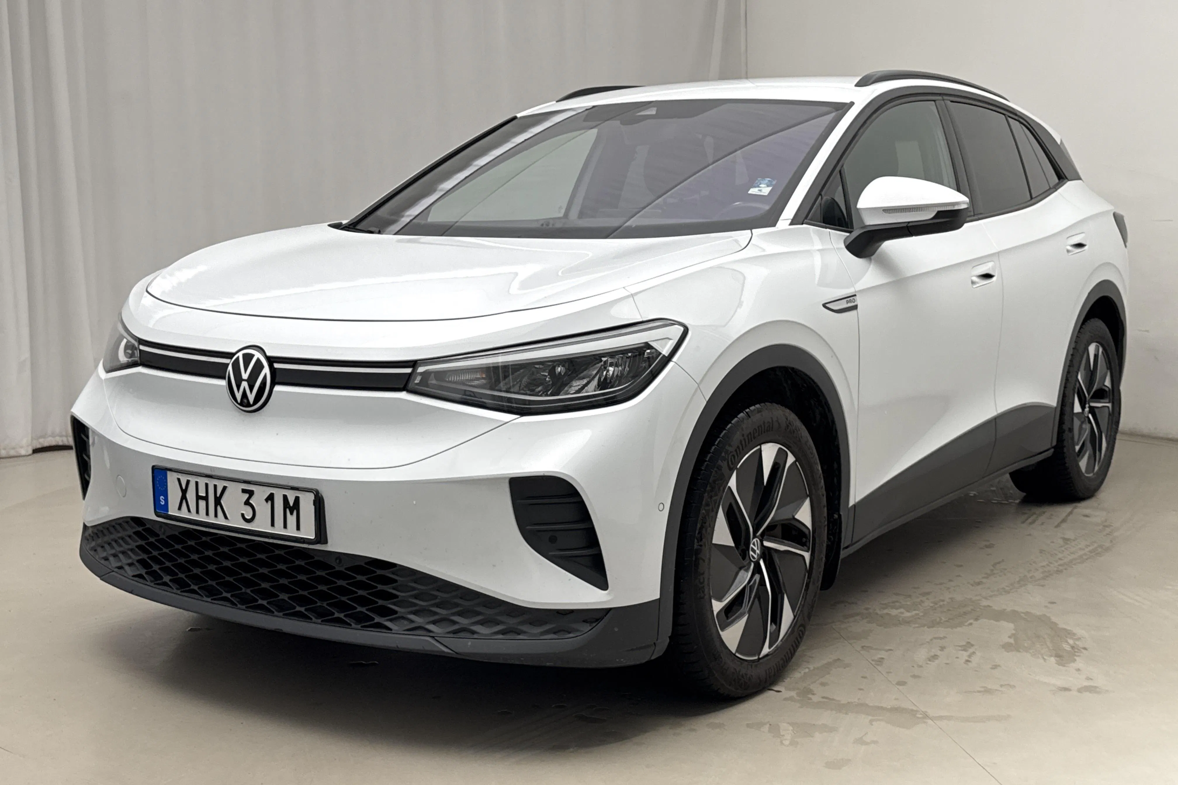 Presentationsfoto 1 av 23: VW ID.4 77kWh (204hk) - 10 088 mil - Automat - vit - 2023