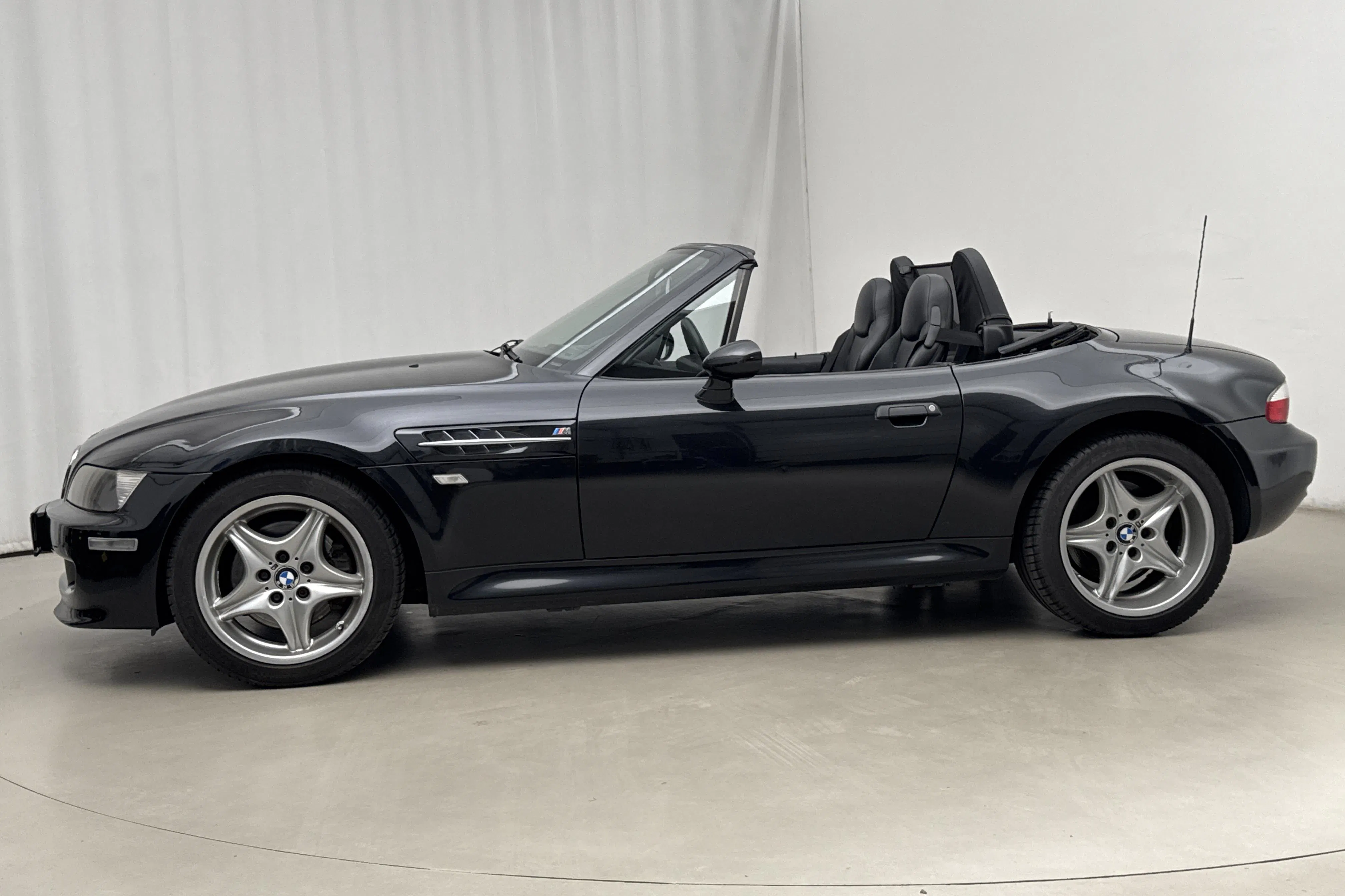 Presentation photo 2 of 19: BMW Z3 M Cabriolet  (321hk) - 87 010 km - Manual - black - 1997
